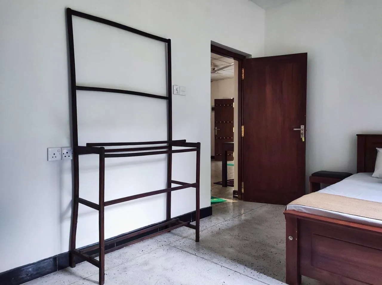 Photo of the whole room, Bed in Schatzi's Hideaway