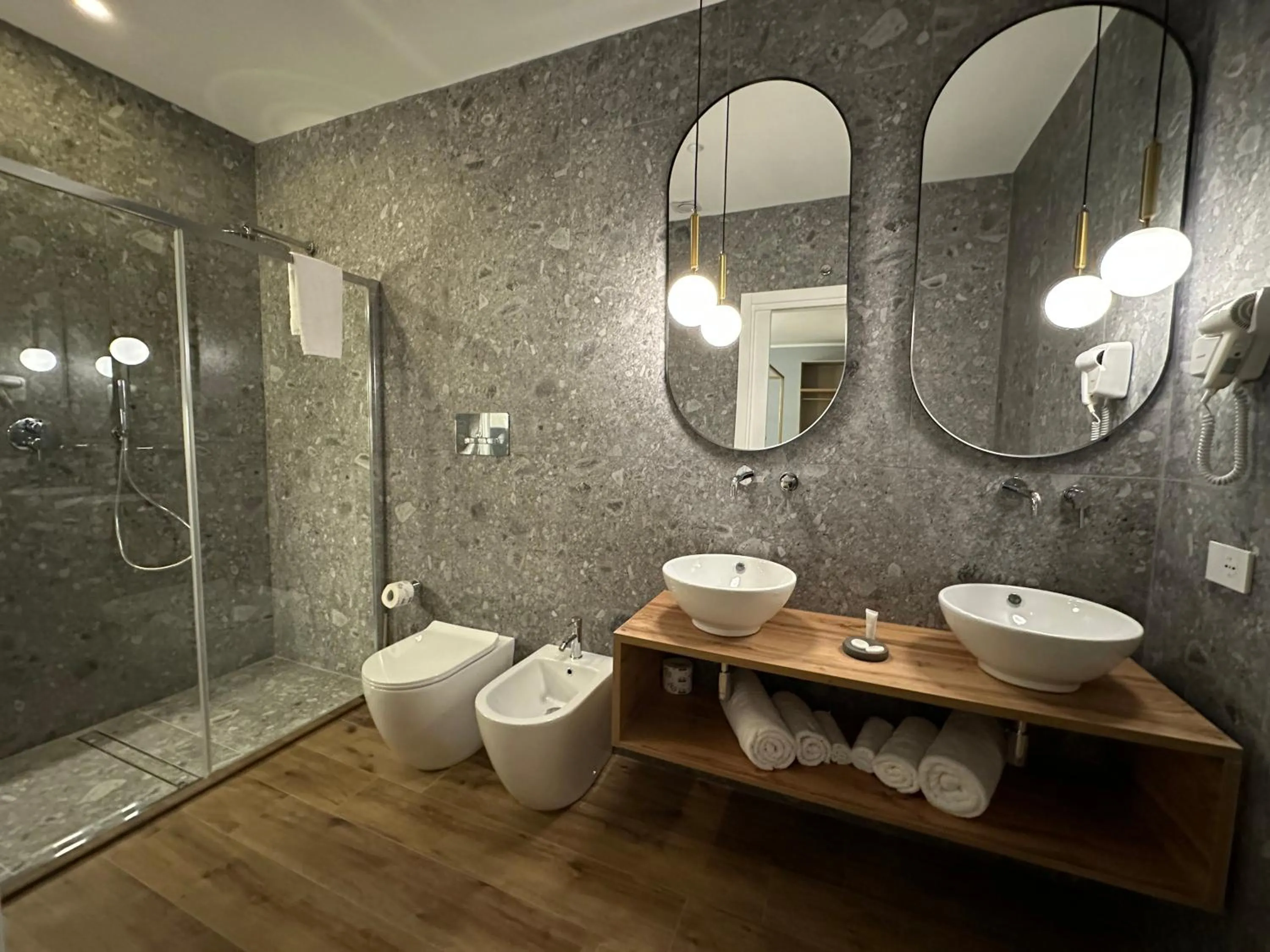 Shower in Krysos Luxury Rooms