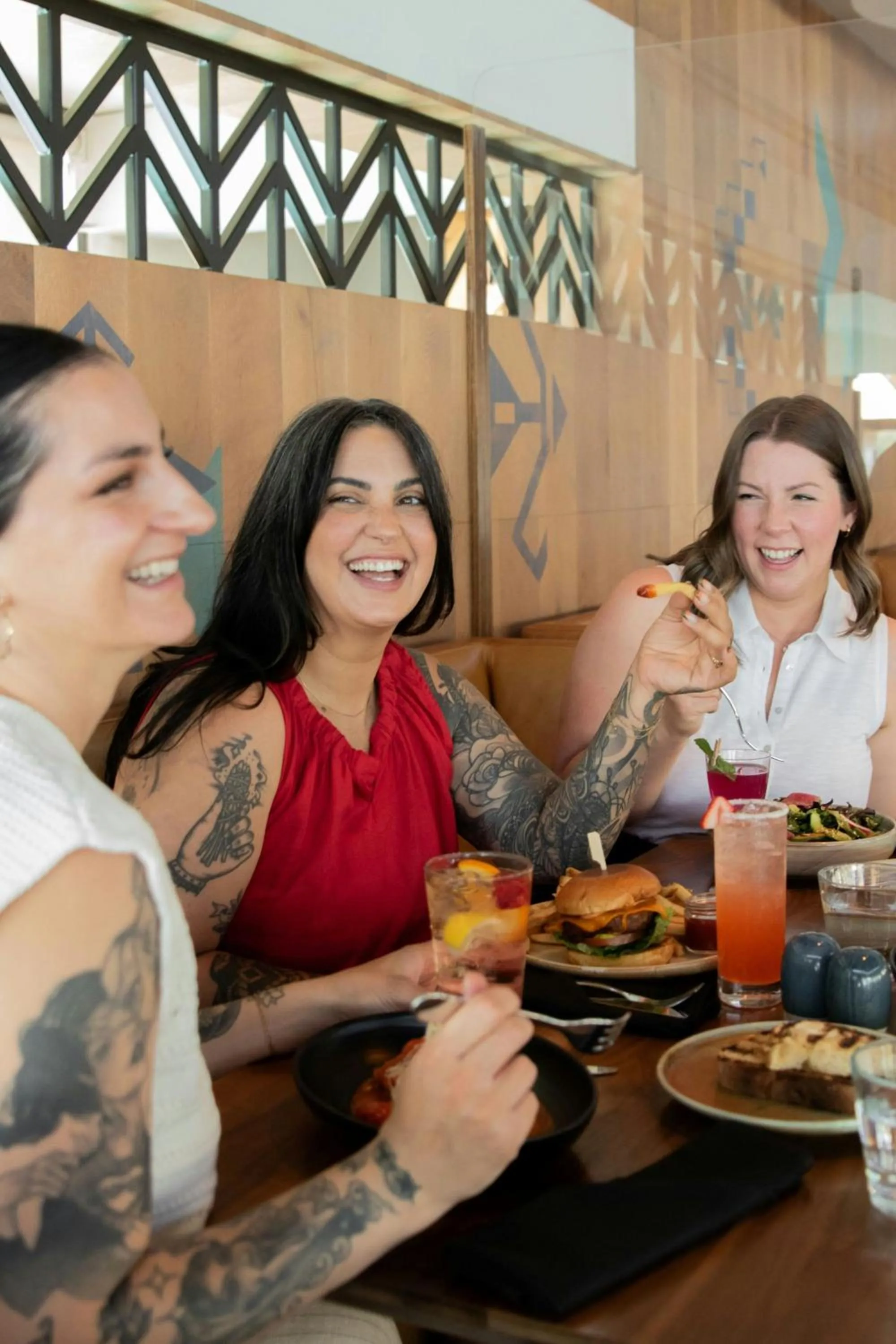 Restaurant/places to eat in Delta Hotels by Marriott Victoria Ocean Pointe Resort