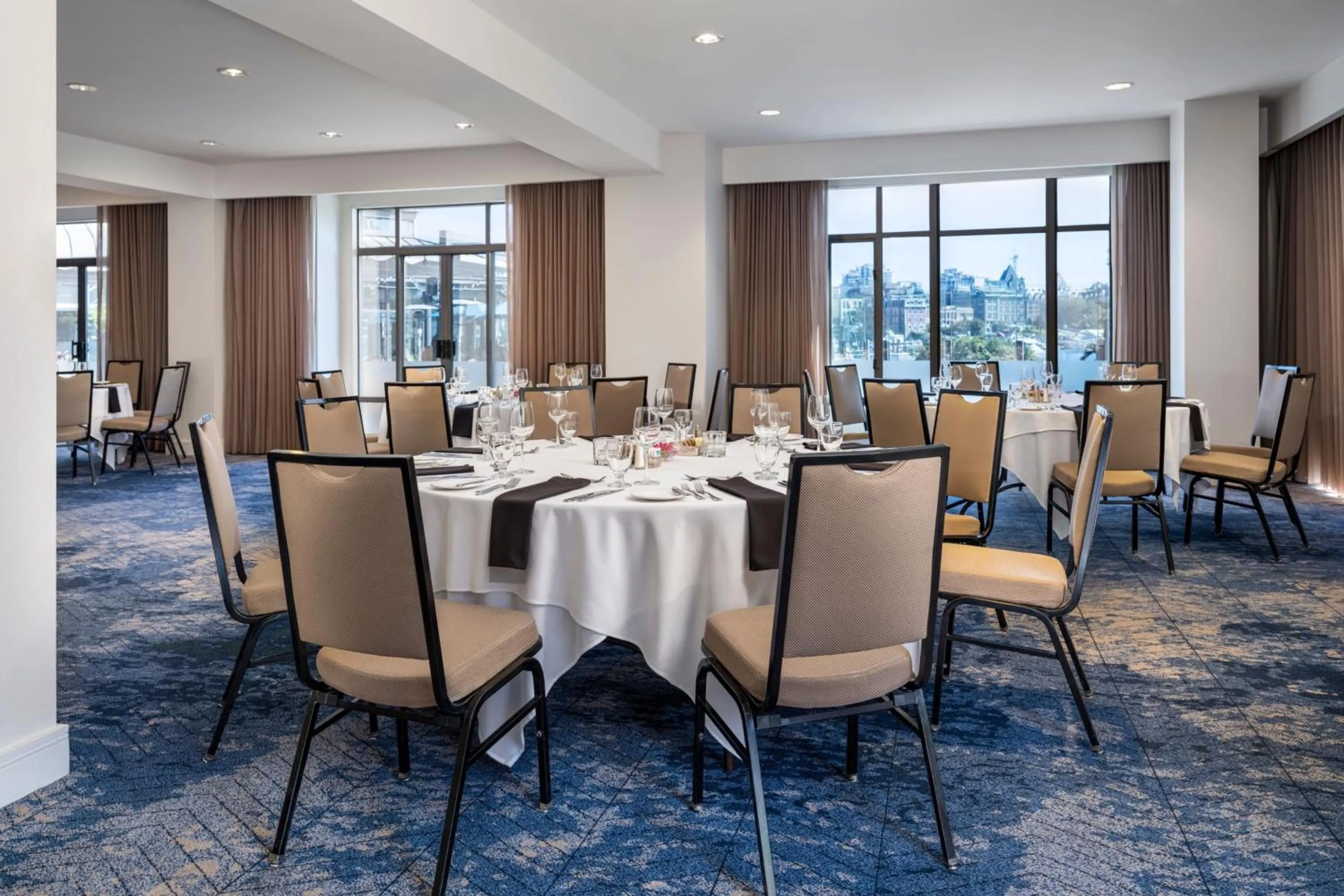 Meeting/conference room in Delta Hotels by Marriott Victoria Ocean Pointe Resort