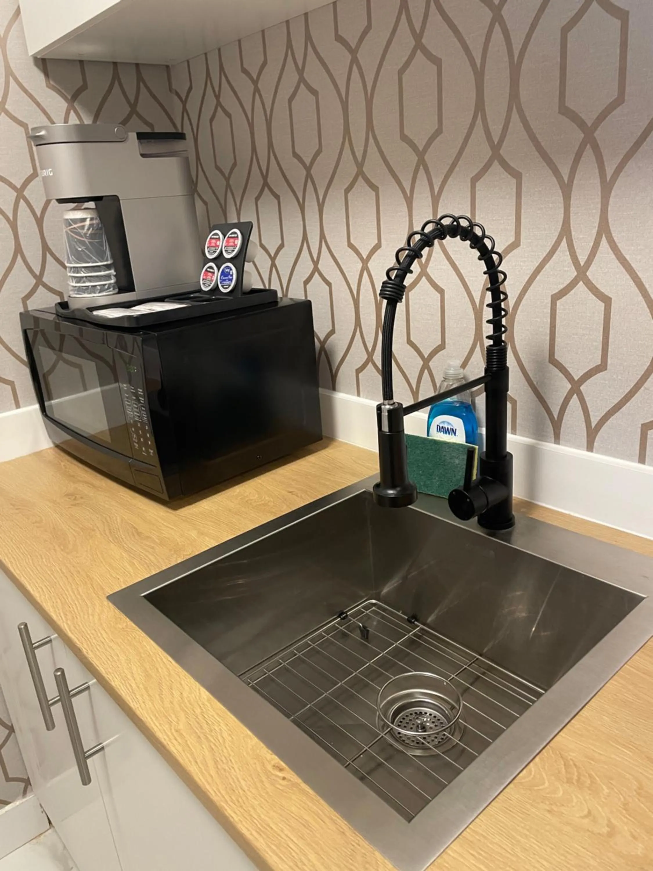 Kitchen or kitchenette in The Vic, an Ascend Collection Hotel