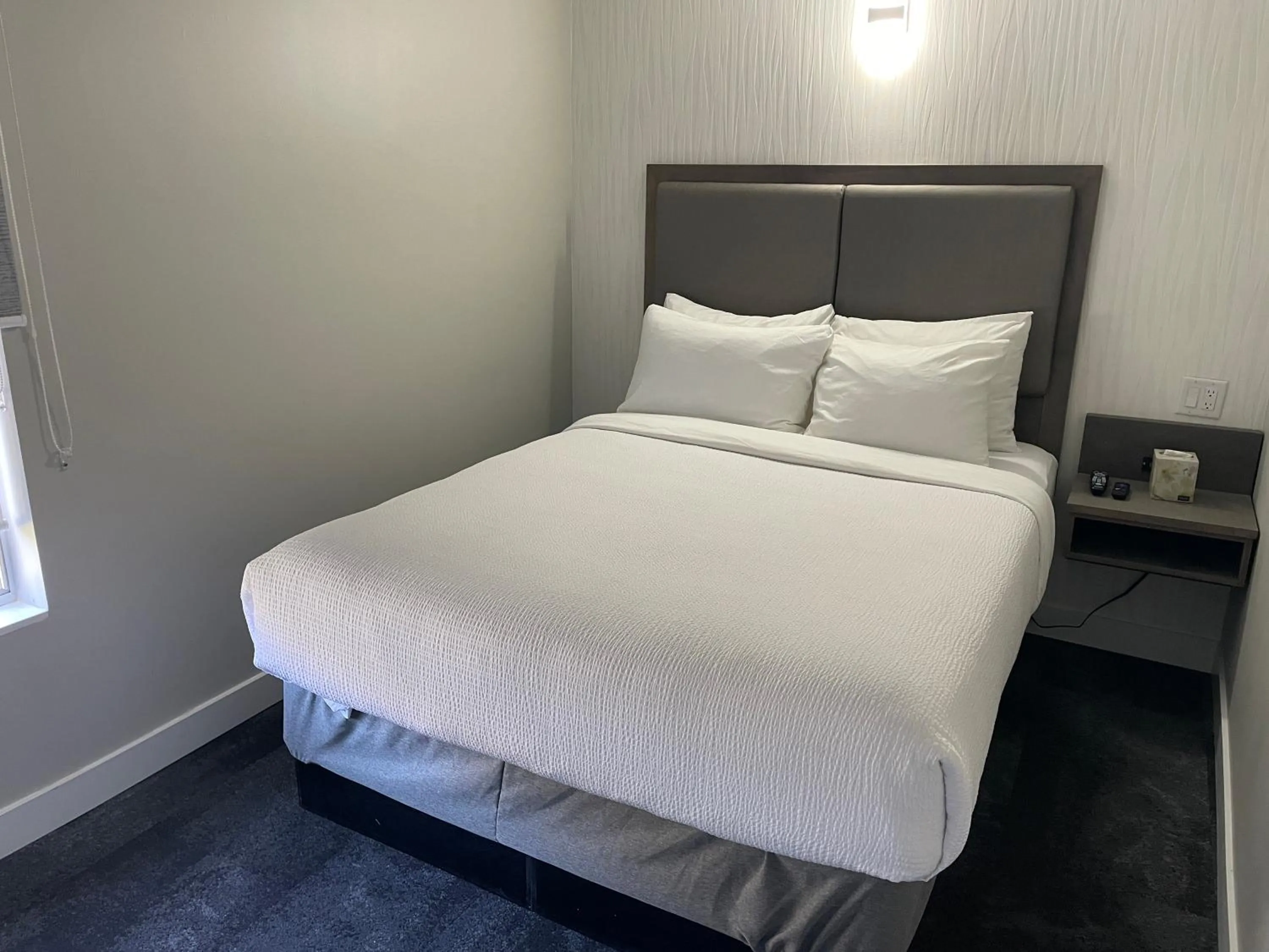 Bedroom, Bed in The Vic, an Ascend Collection Hotel