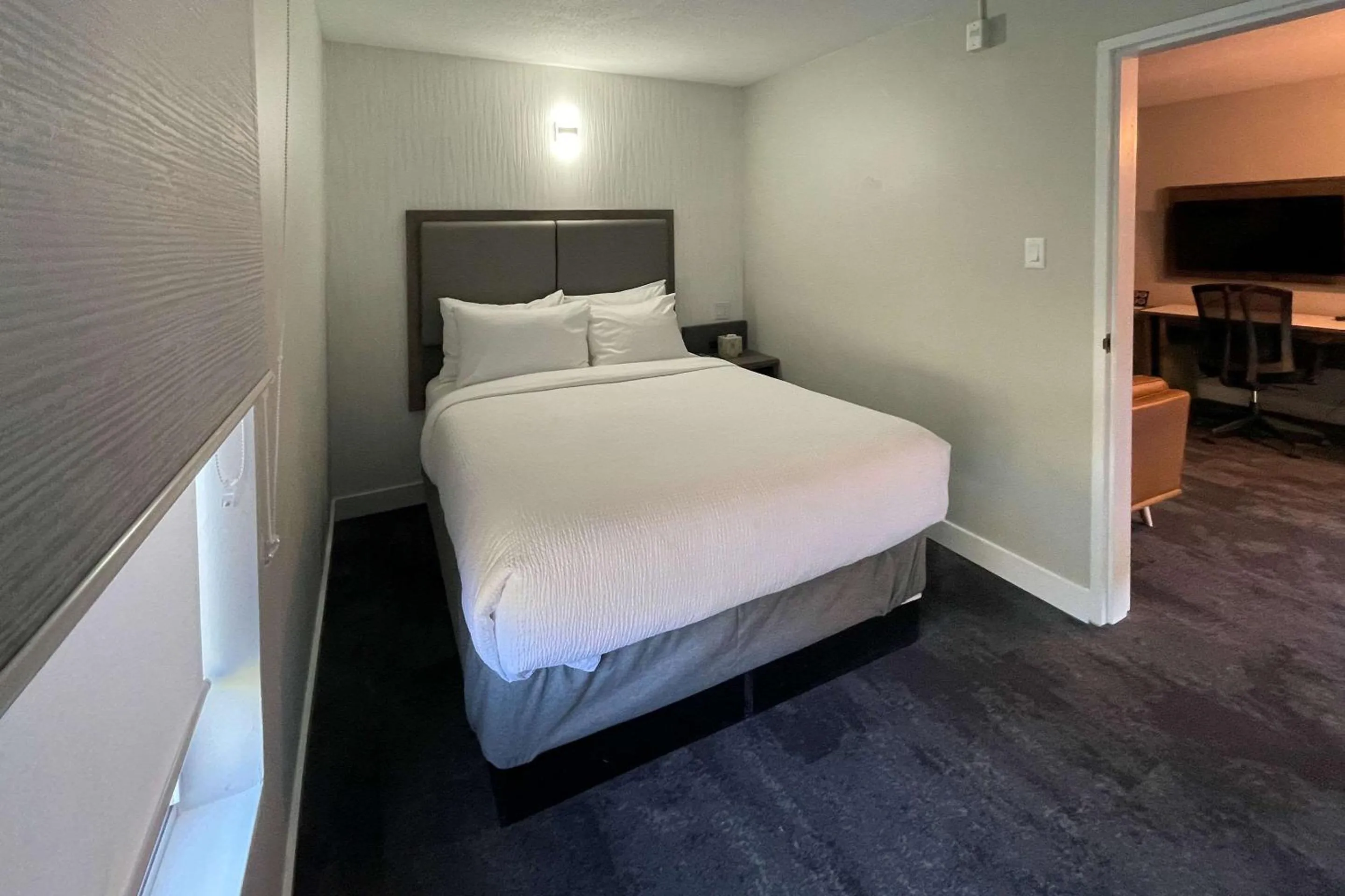 Bedroom, Bed in The Vic, an Ascend Collection Hotel