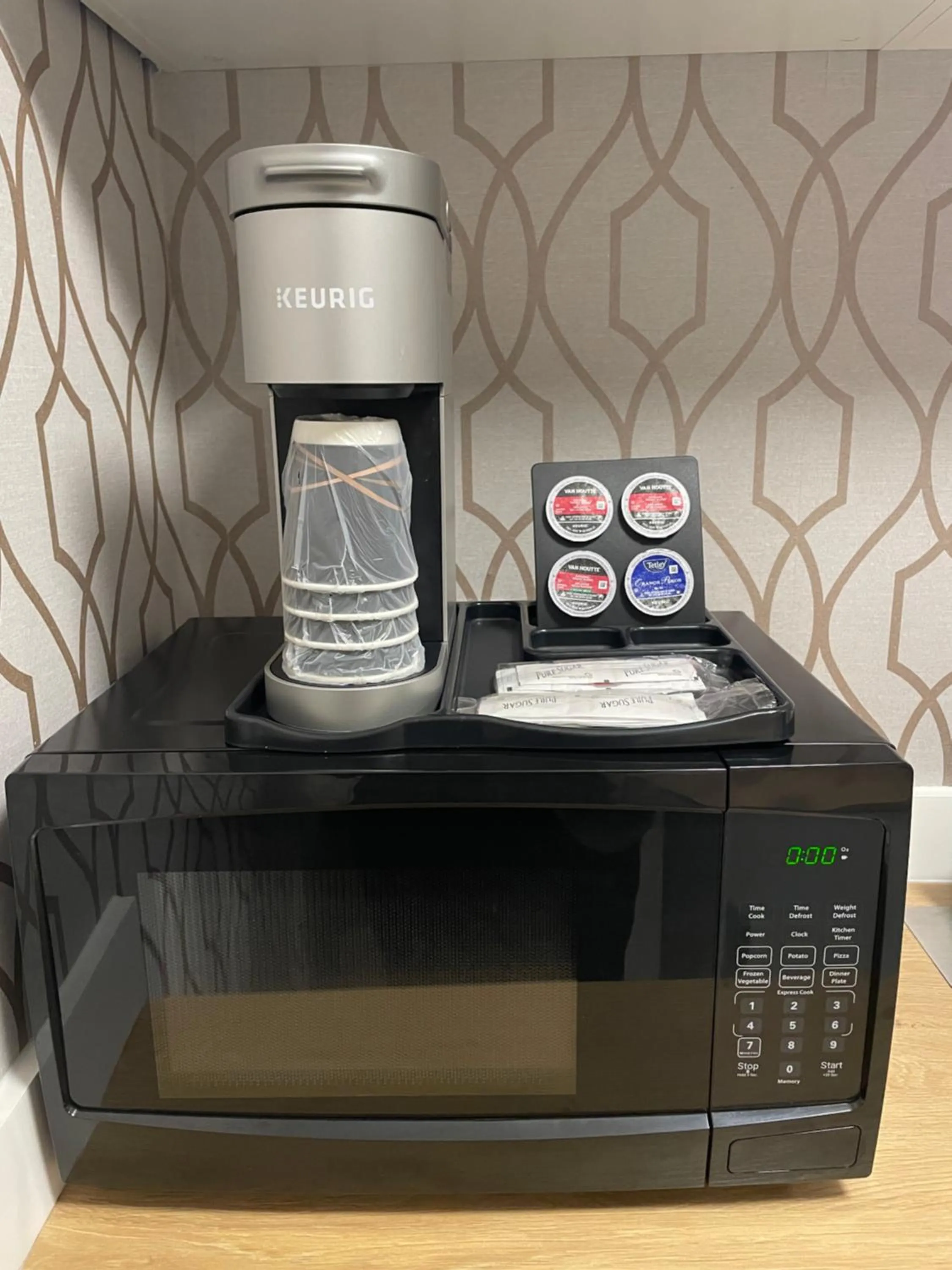 minibar in The Vic, an Ascend Collection Hotel