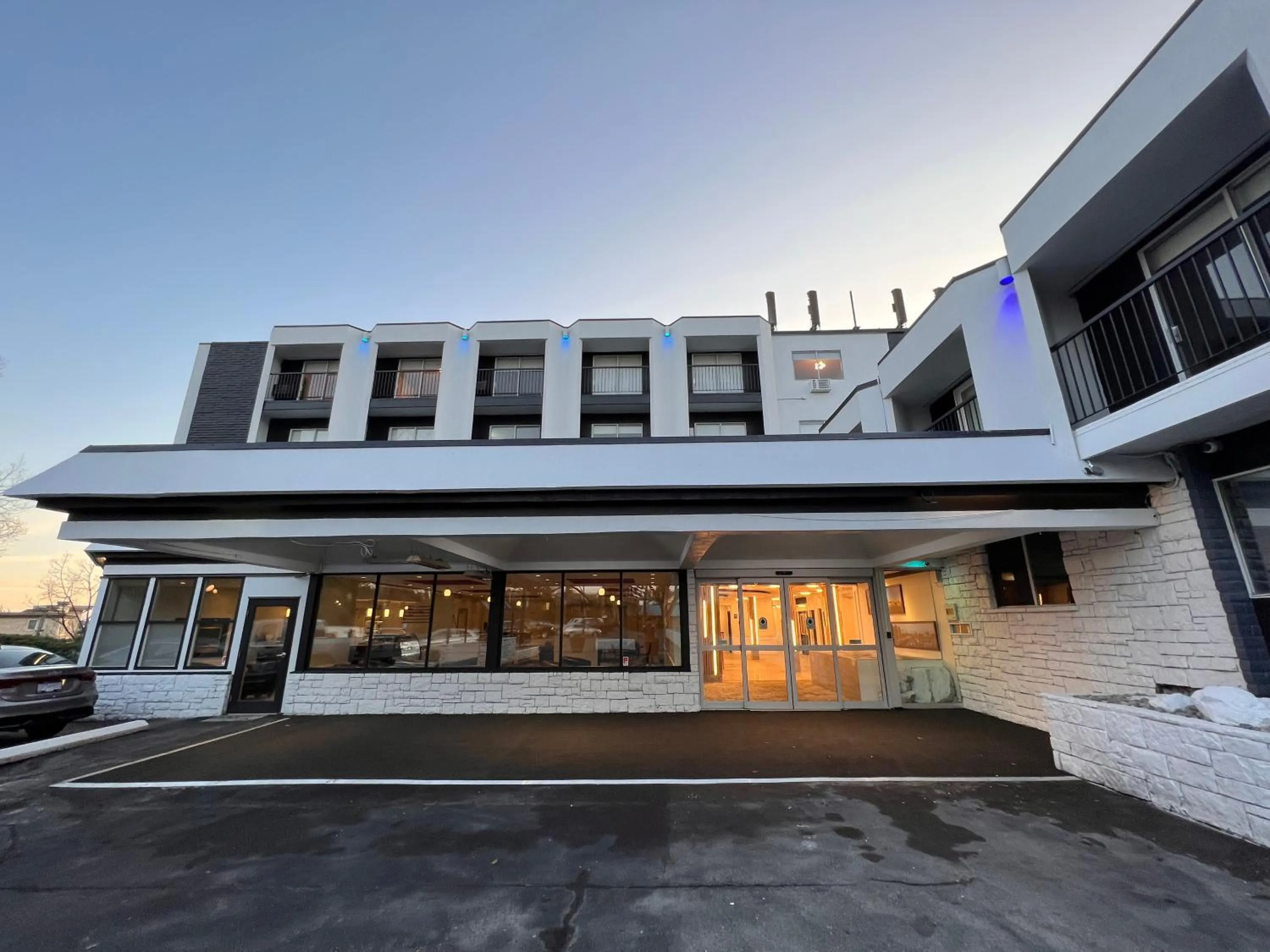 Property building in The Vic, an Ascend Collection Hotel