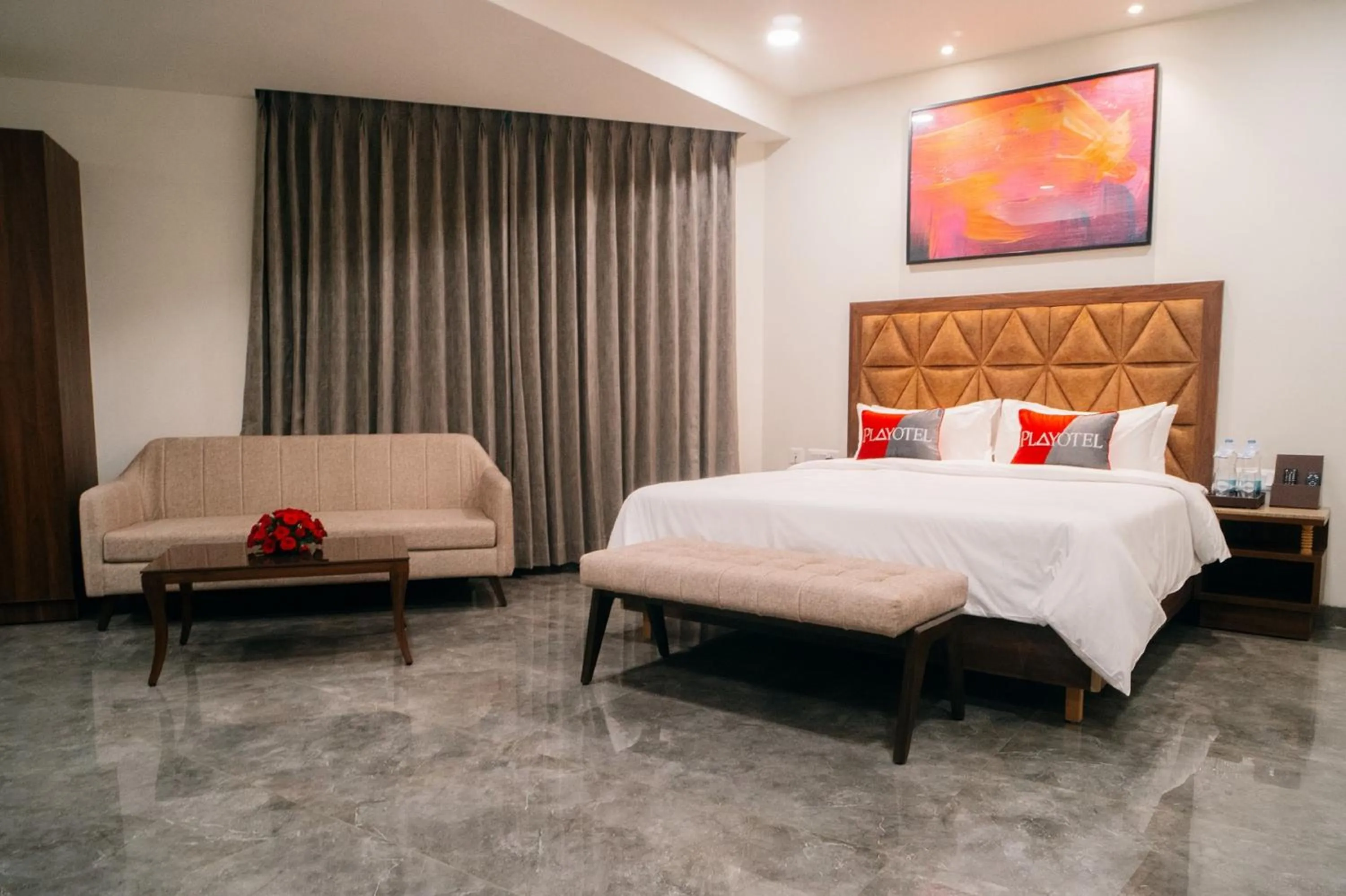 Bedroom, Bed in Playotel Premier Guna