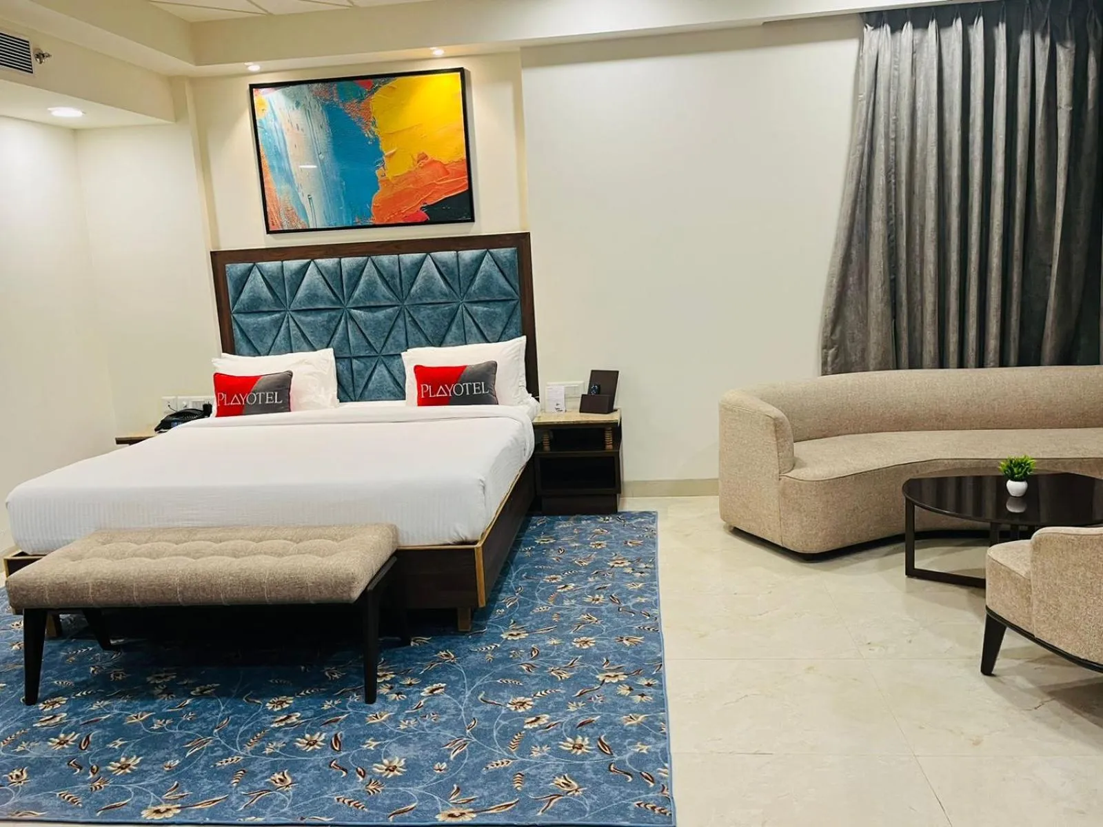 Bed in Playotel Premier Guna