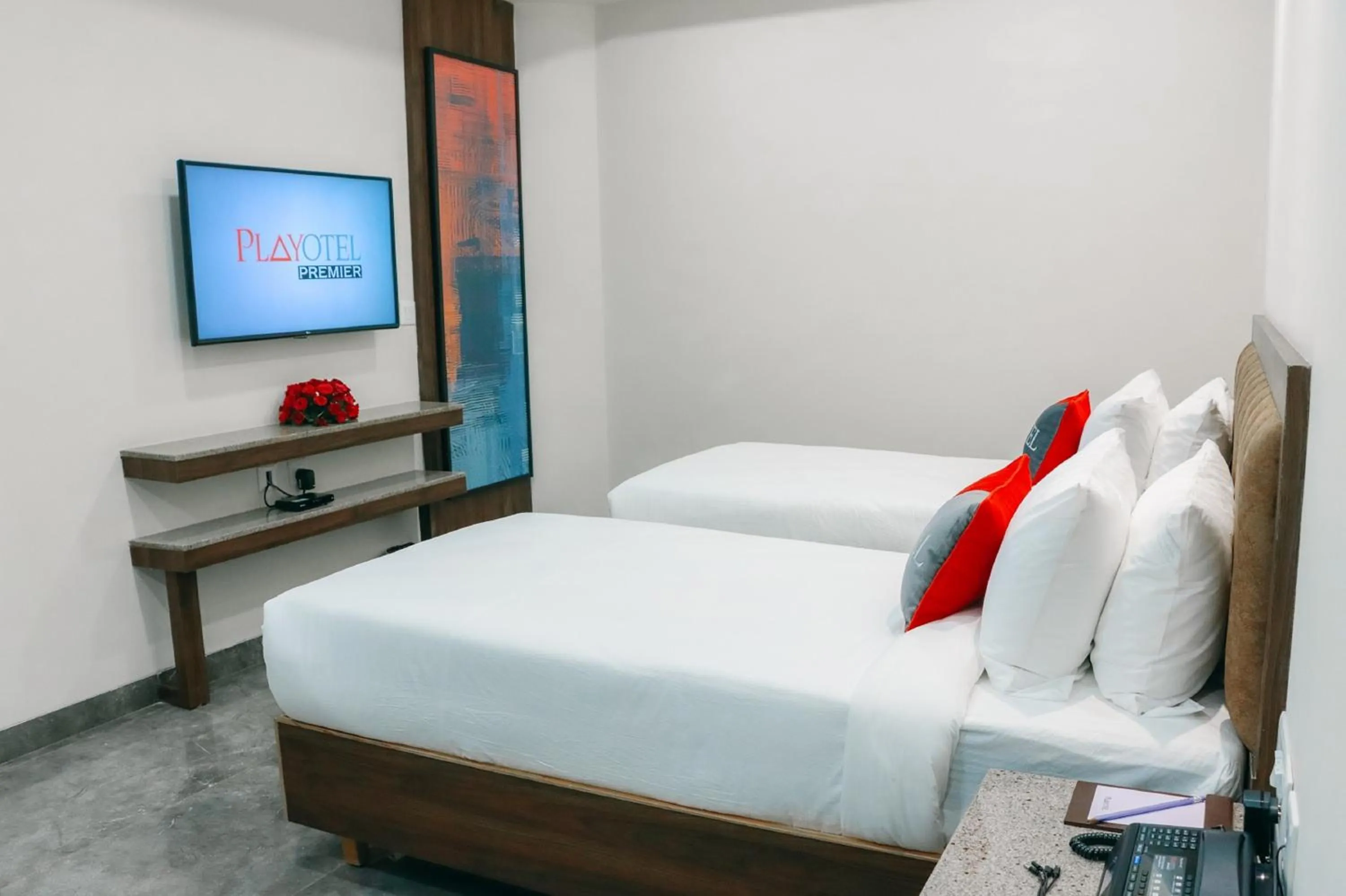 Bedroom, Bed in Playotel Premier Guna