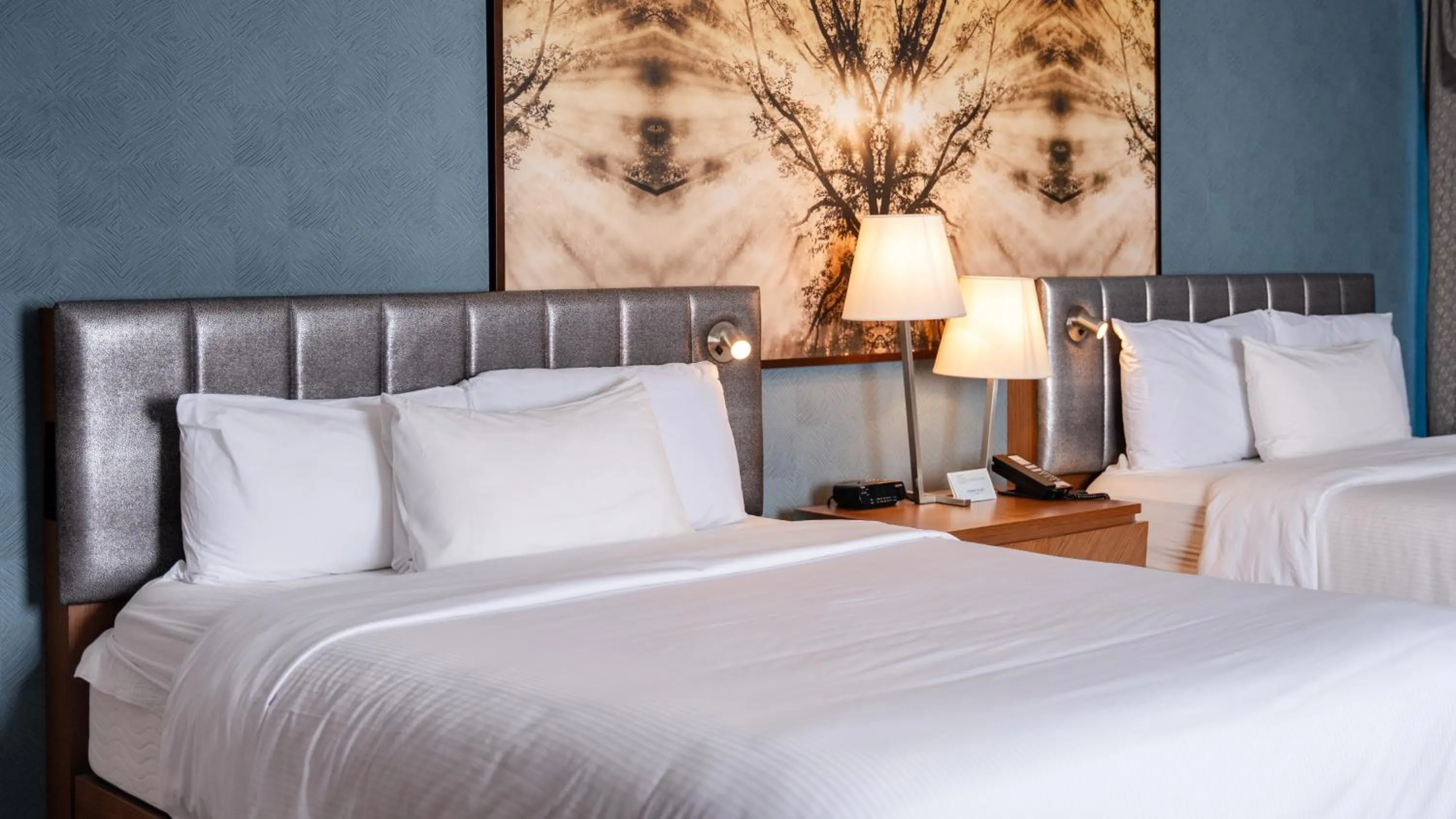 Photo of the whole room, Bed in Crowne Plaza Toronto - North York by IHG