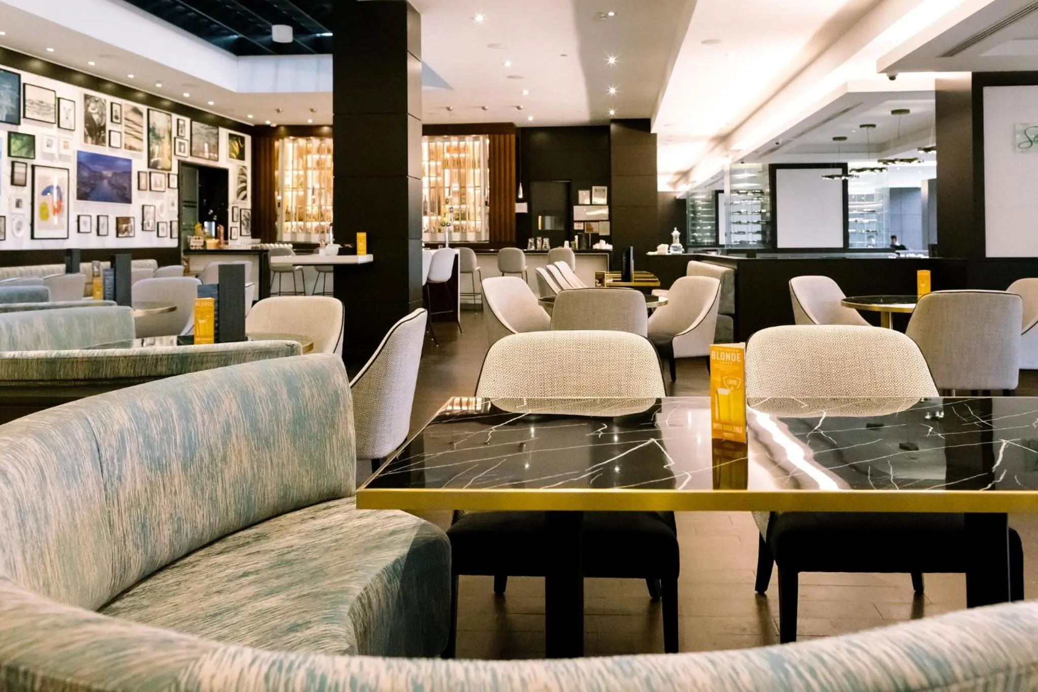 Restaurant/places to eat in Crowne Plaza Toronto - North York by IHG