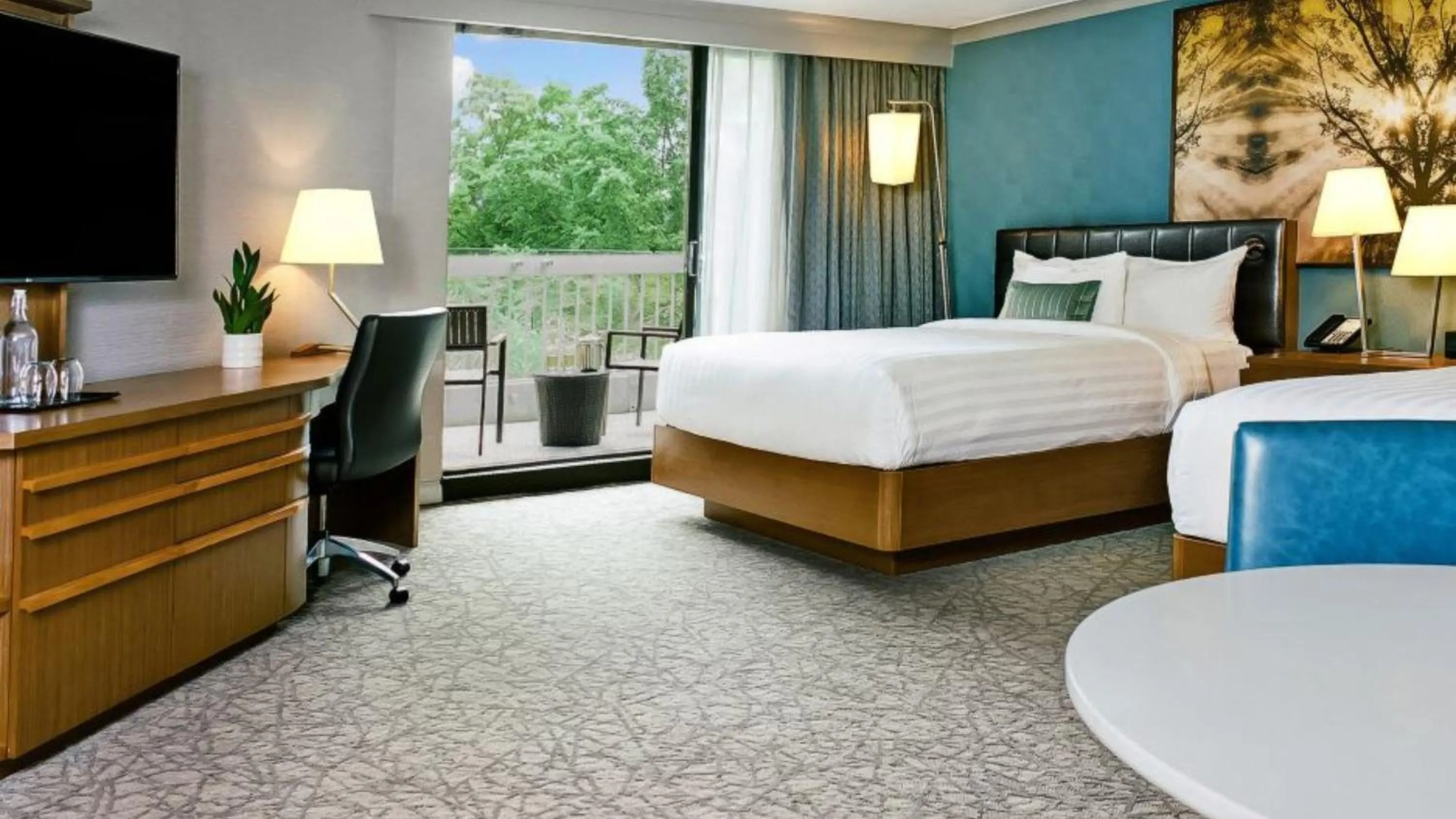 Photo of the whole room, Bed in Crowne Plaza Toronto - North York by IHG