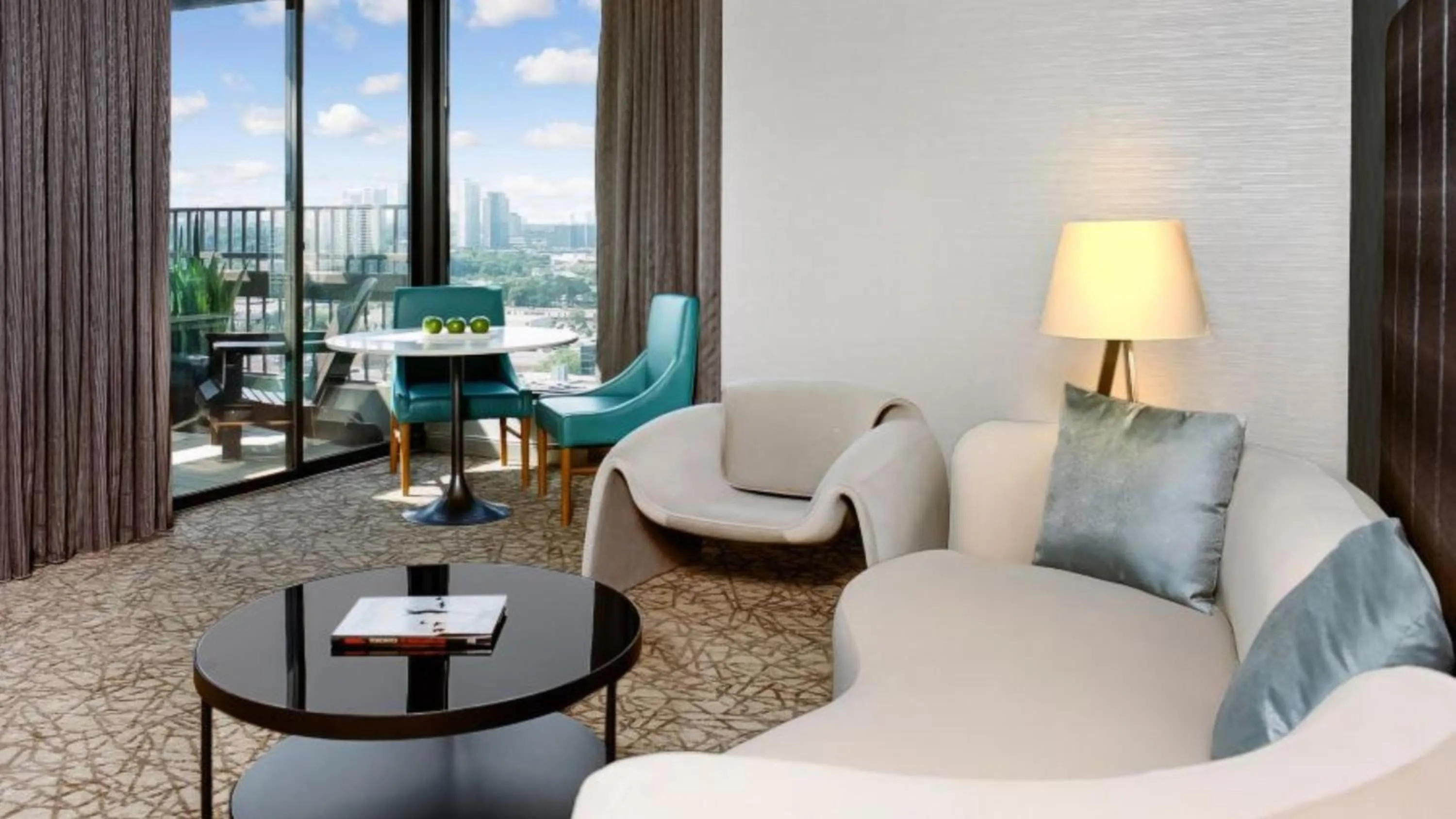 Photo of the whole room in Crowne Plaza Toronto - North York by IHG