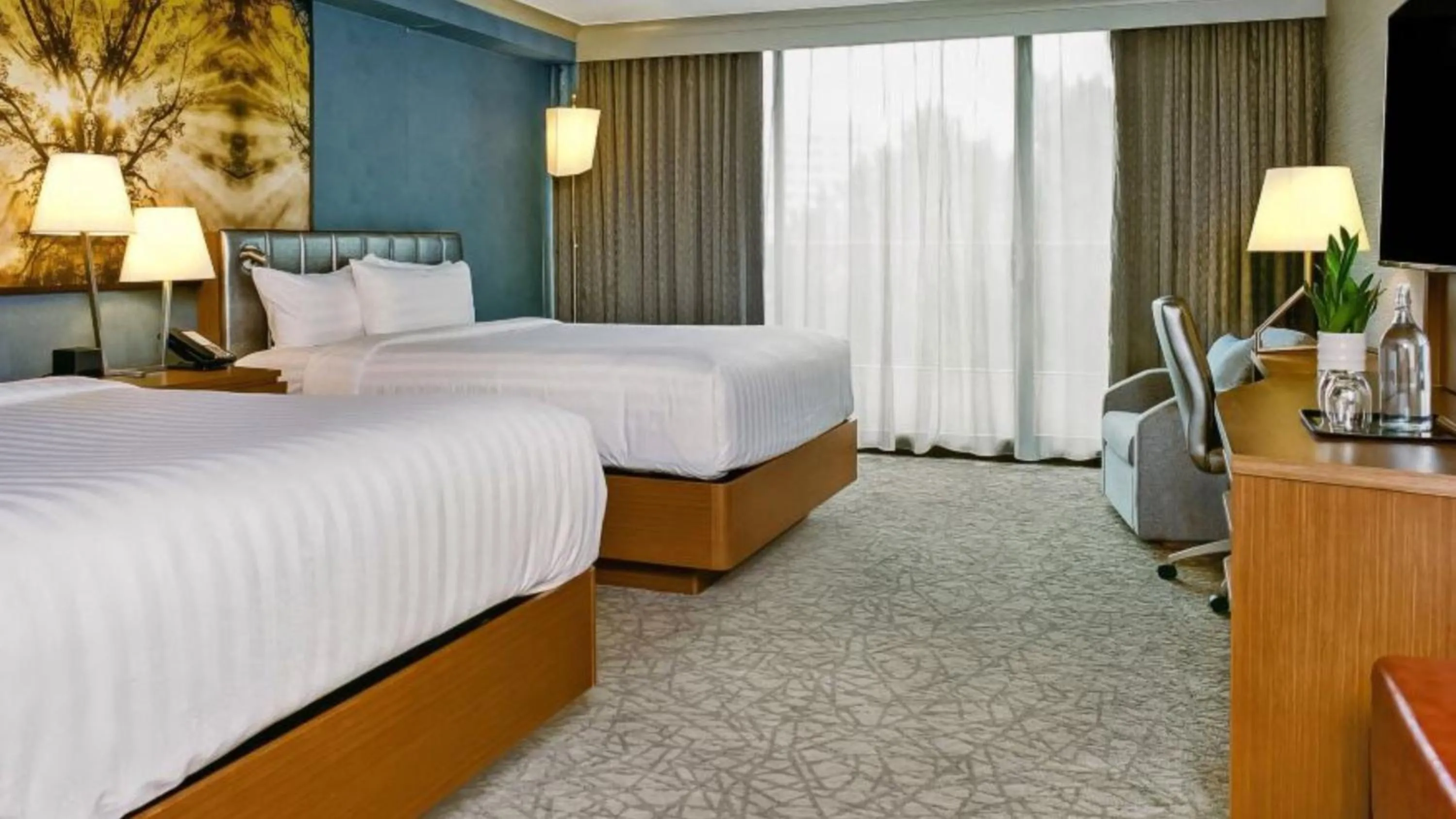 Photo of the whole room, Bed in Crowne Plaza Toronto - North York by IHG
