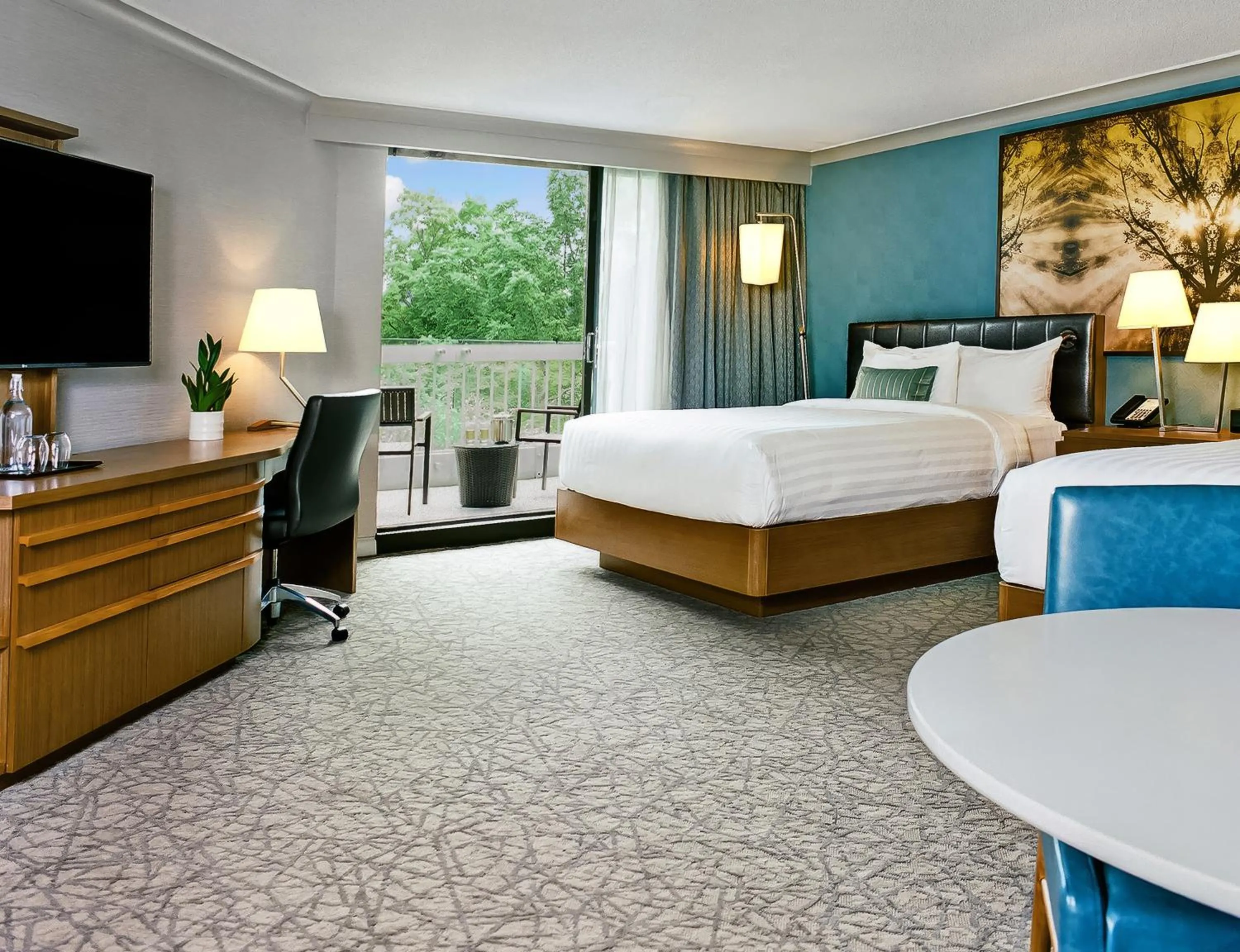 Photo of the whole room, Bed in Crowne Plaza Toronto - North York by IHG