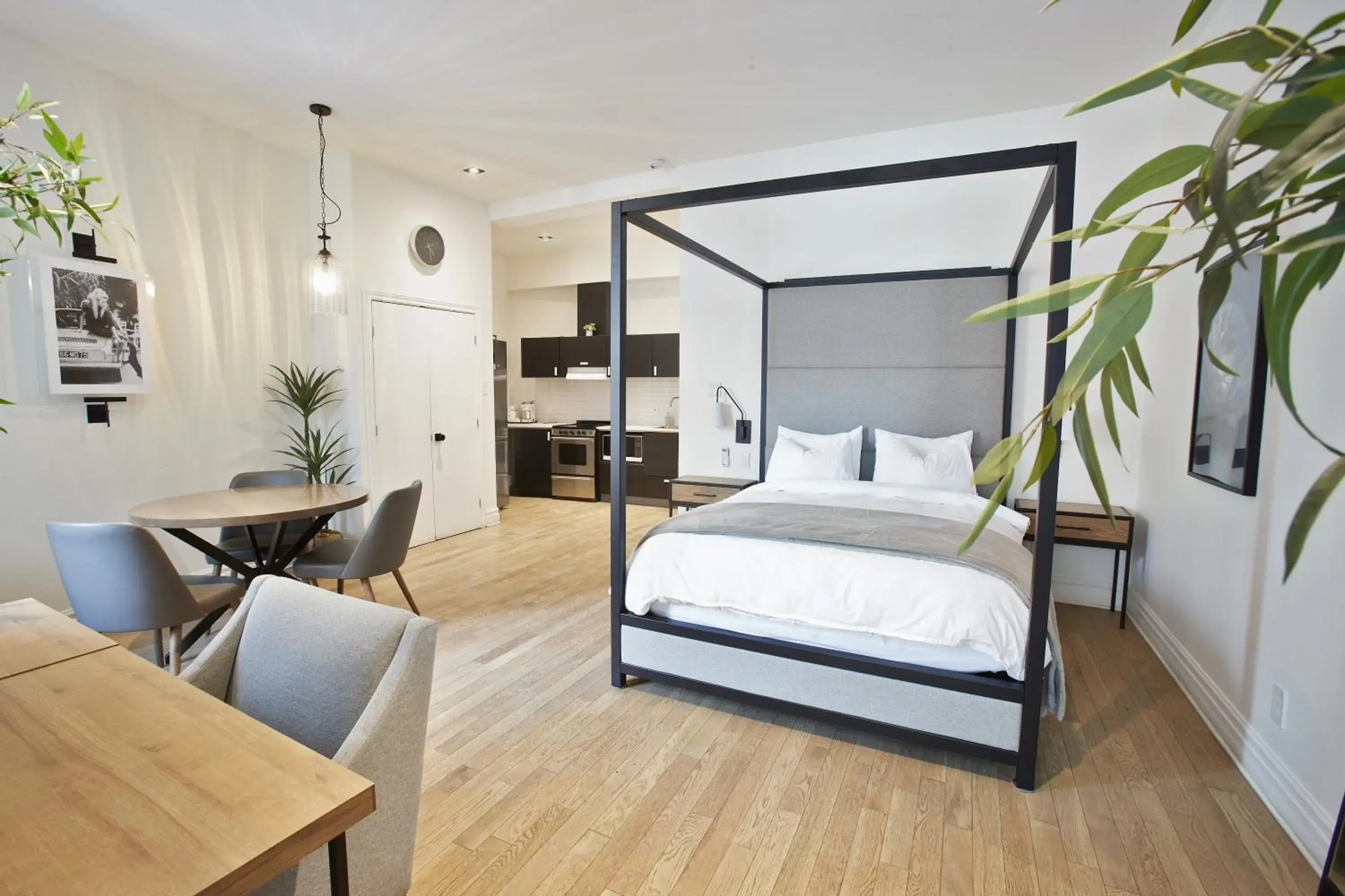 Executive Room in hotel & spa Carré Saint-Louis Executive Room in hotel & spa Carré Saint-Louis