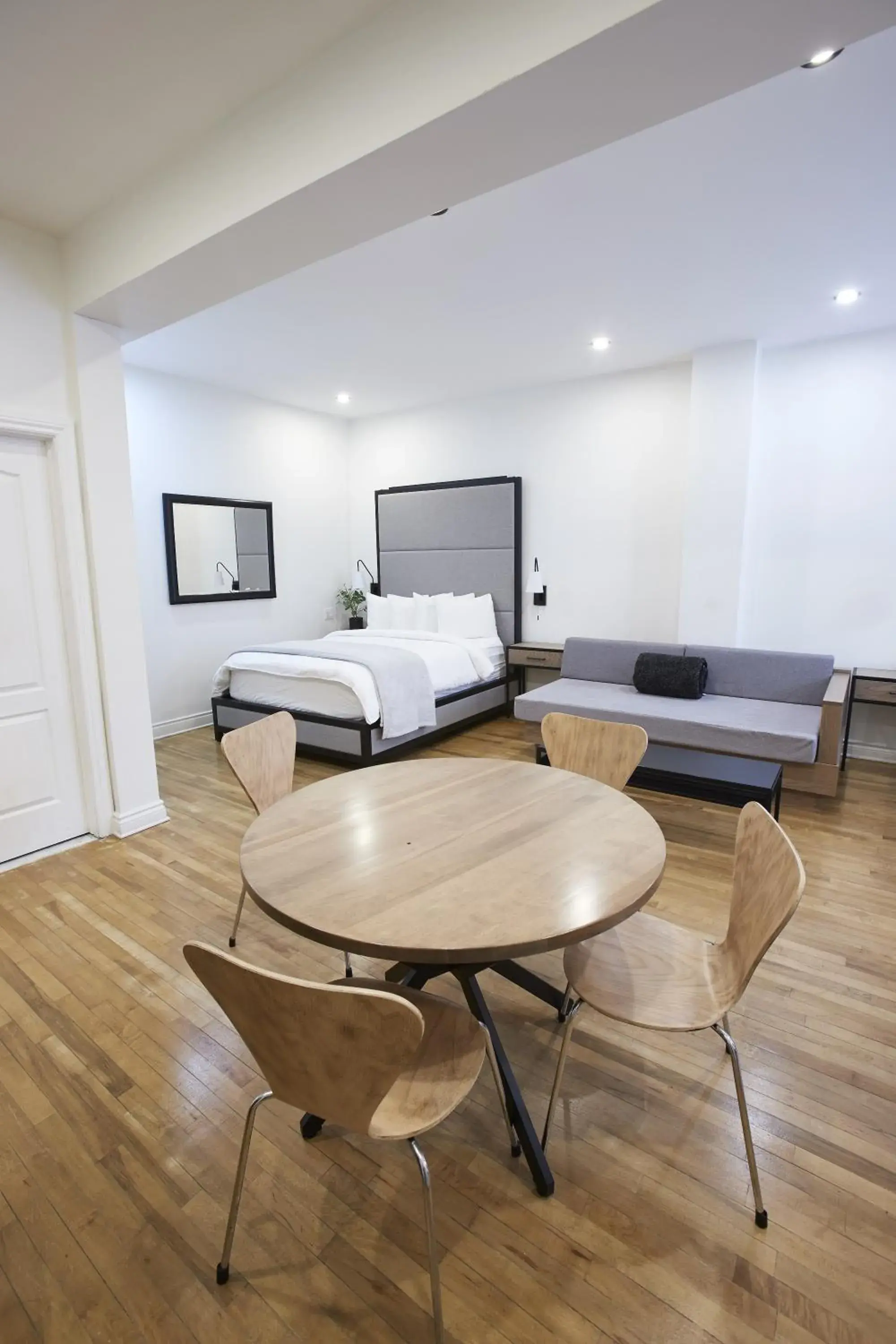 Bed in hotel & spa Carré Saint-Louis Bed in hotel & spa Carré Saint-Louis