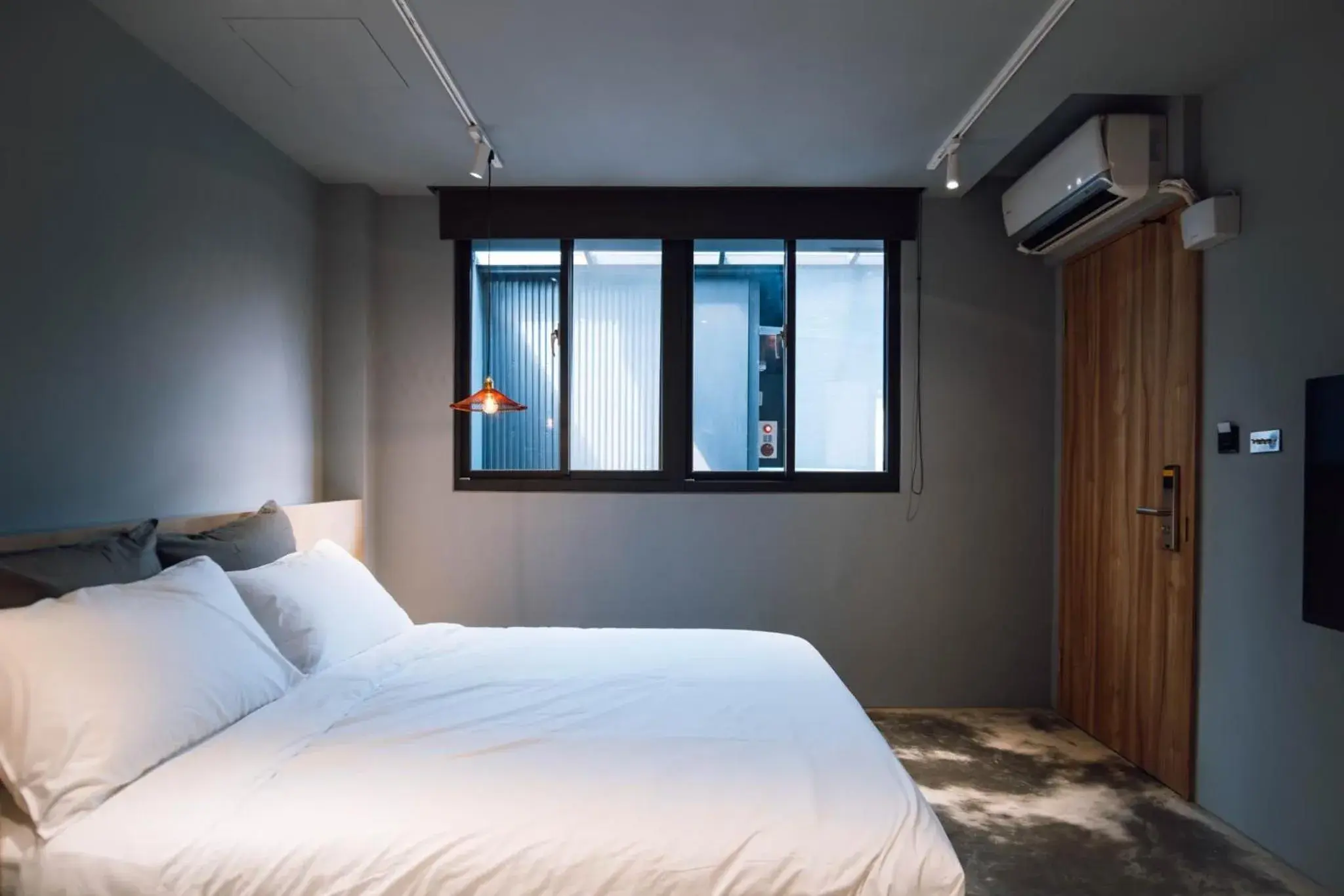 Photo of the whole room, Bed in Drizzle Inn Photo of the whole room, Bed in Drizzle Inn