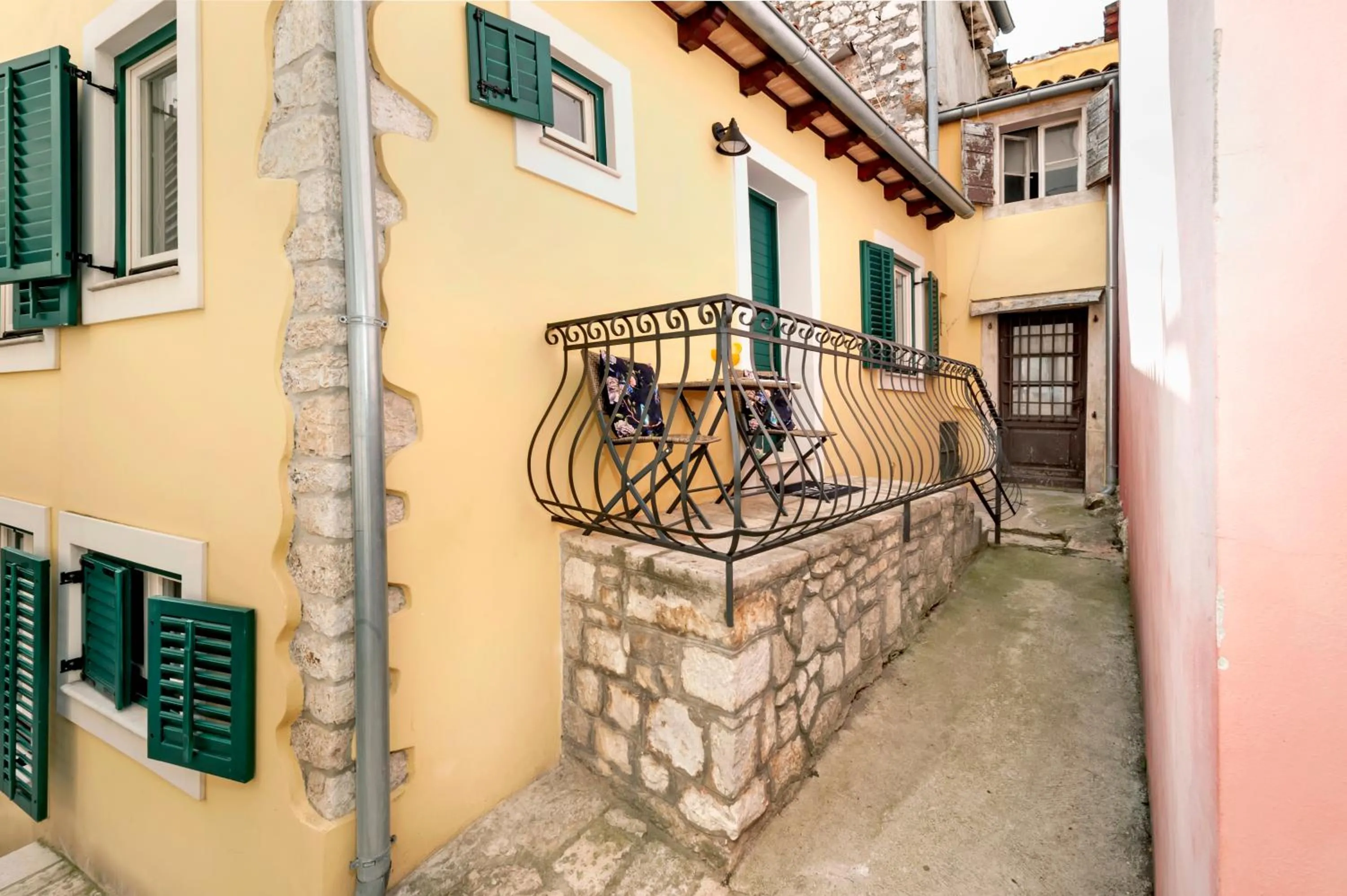 Balcony/Terrace in Yellow House Rovinj