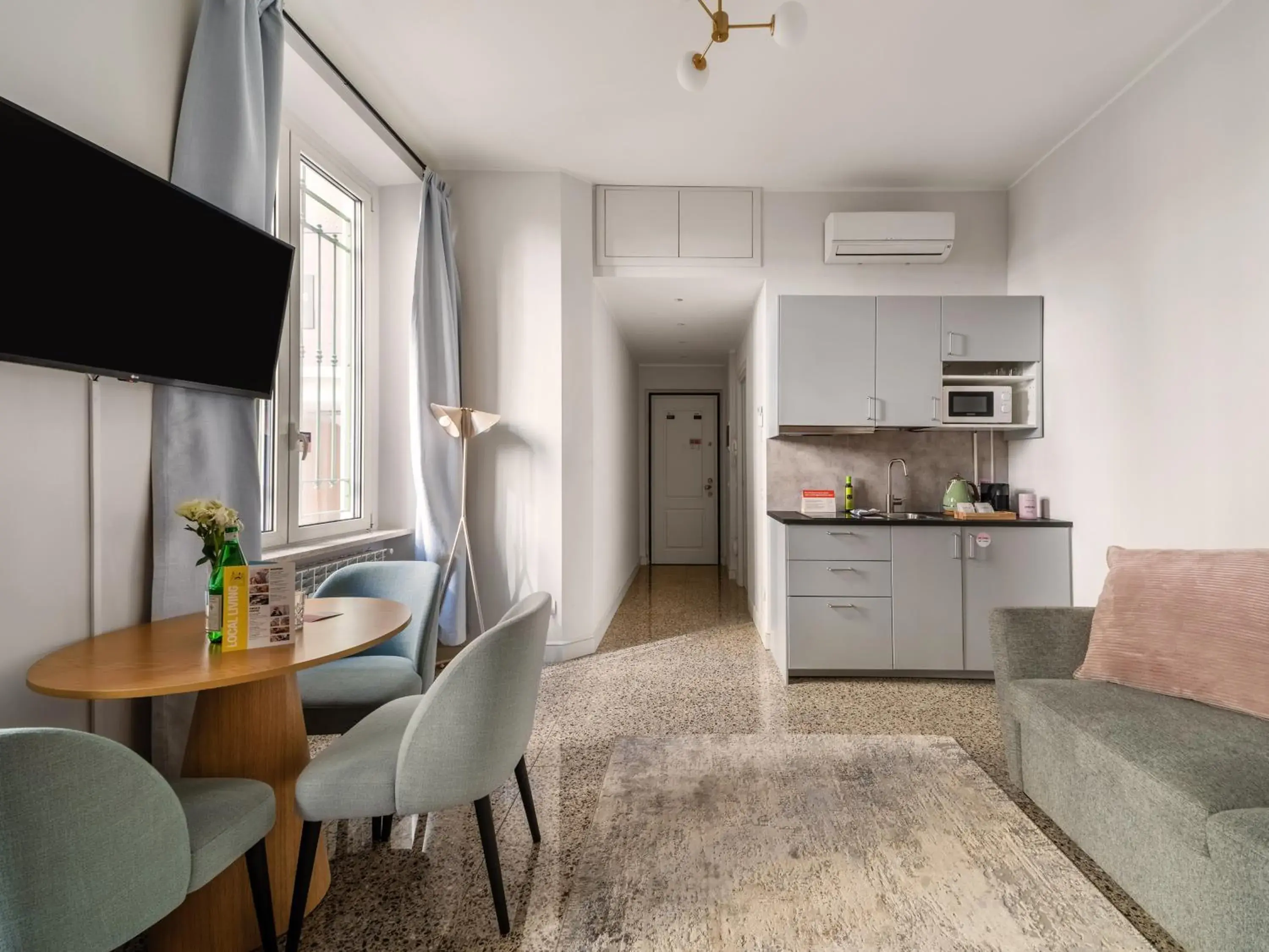 Extra Large Studio with Kitchen and Sofa Bed in Numa Milan Loreto Extra Large Studio with Kitchen and Sofa Bed in Numa Milan Loreto