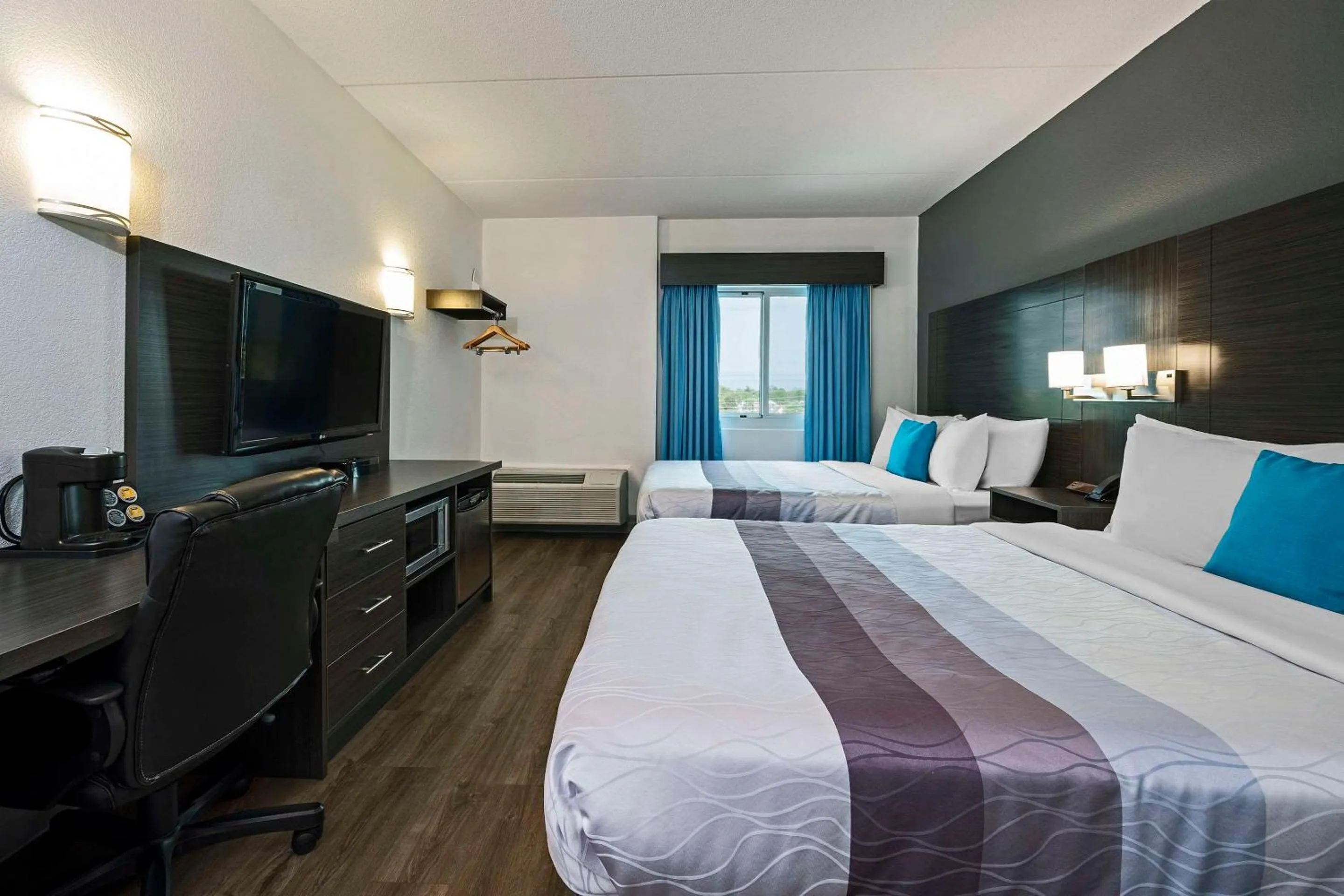 Bedroom, Bed in Comfort Hotel