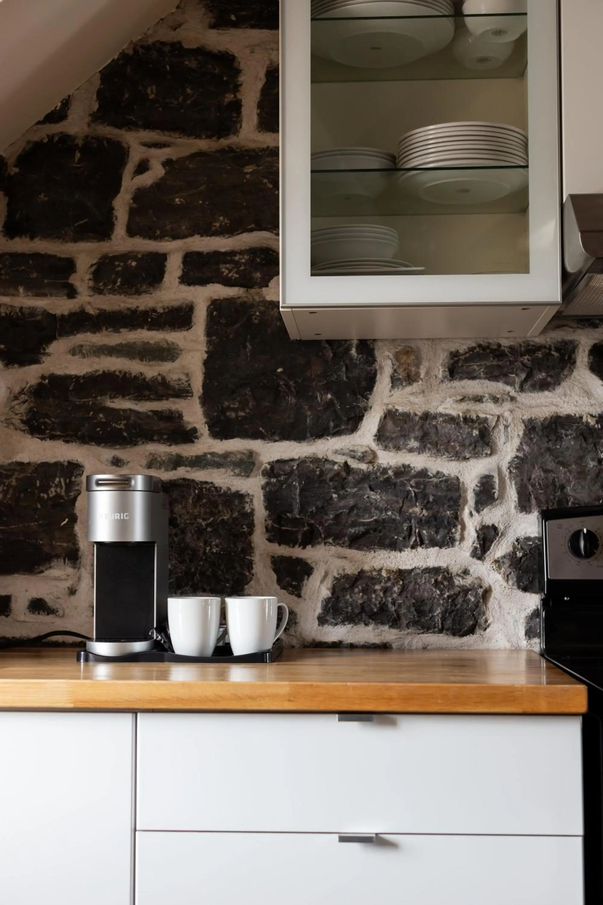 Coffee/tea facilities in Hotel Champlain