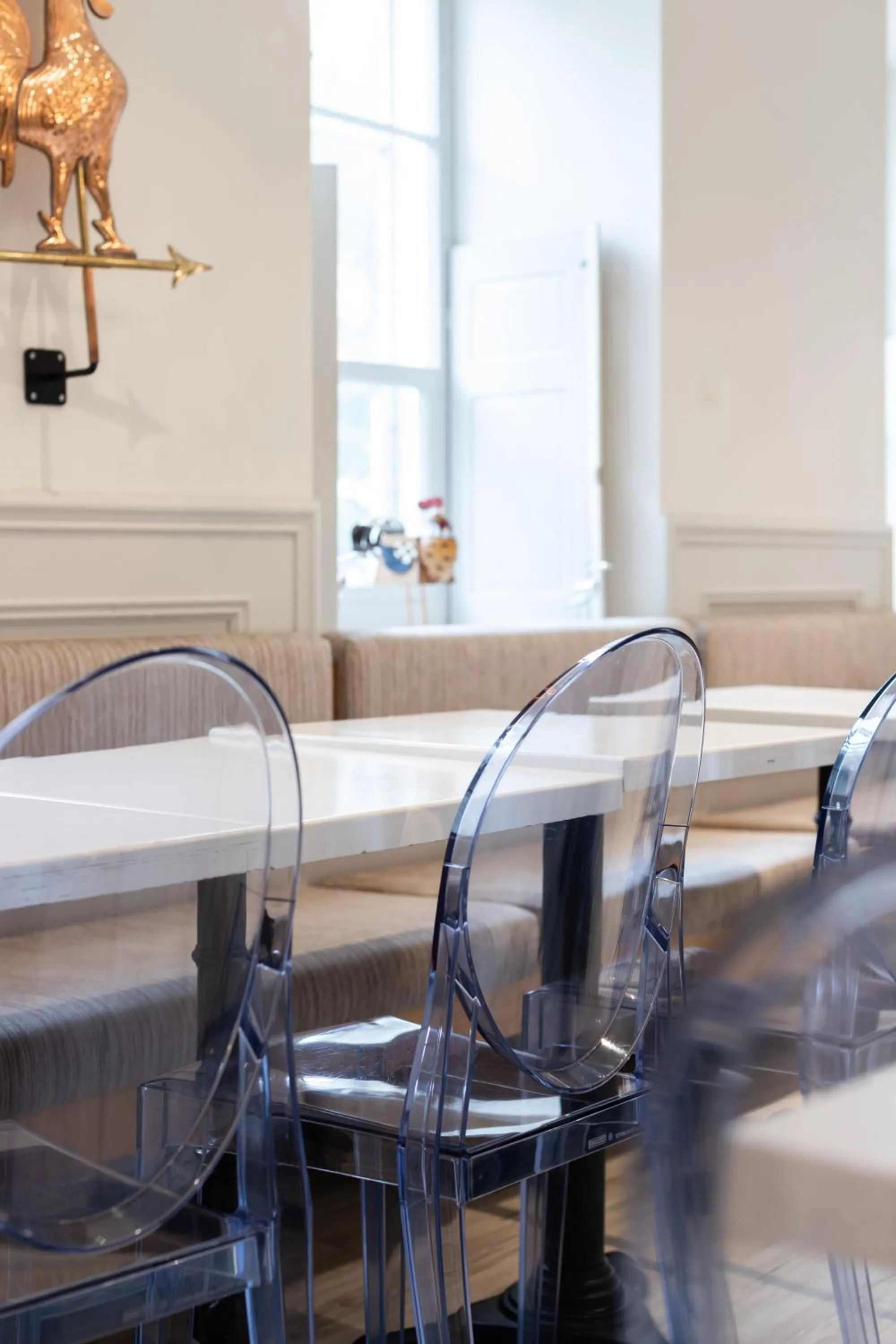 Dining area in Hotel Champlain