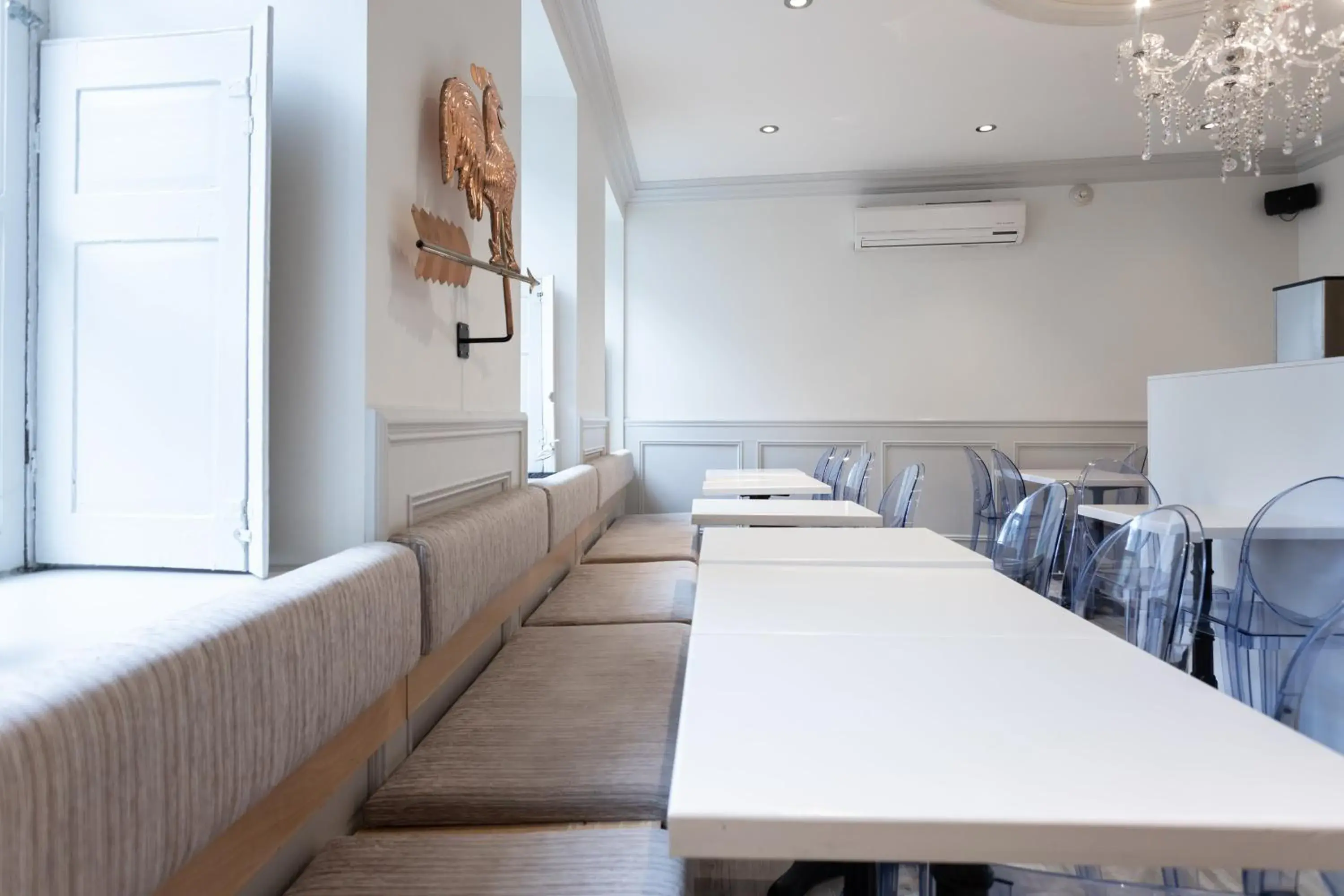 Living room in Hotel Champlain Living room in Hotel Champlain