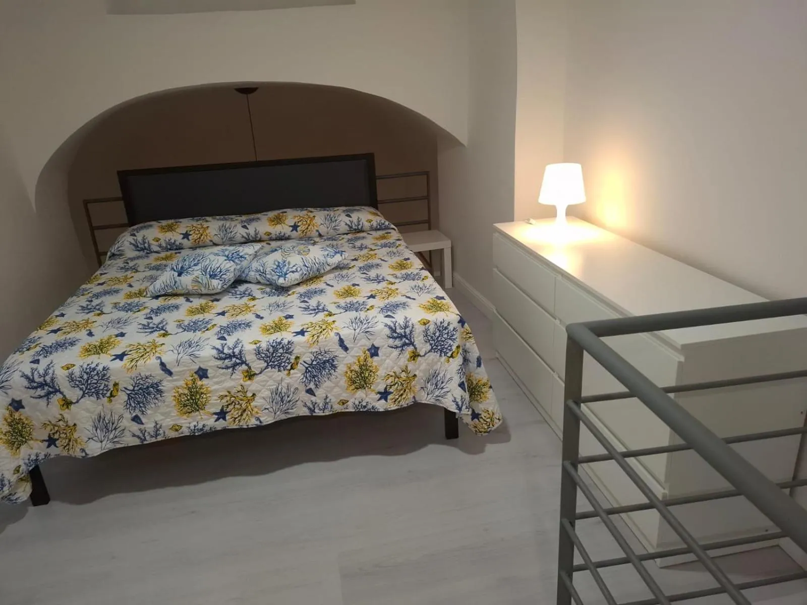 Bedroom, Bed in Celeste Costiera