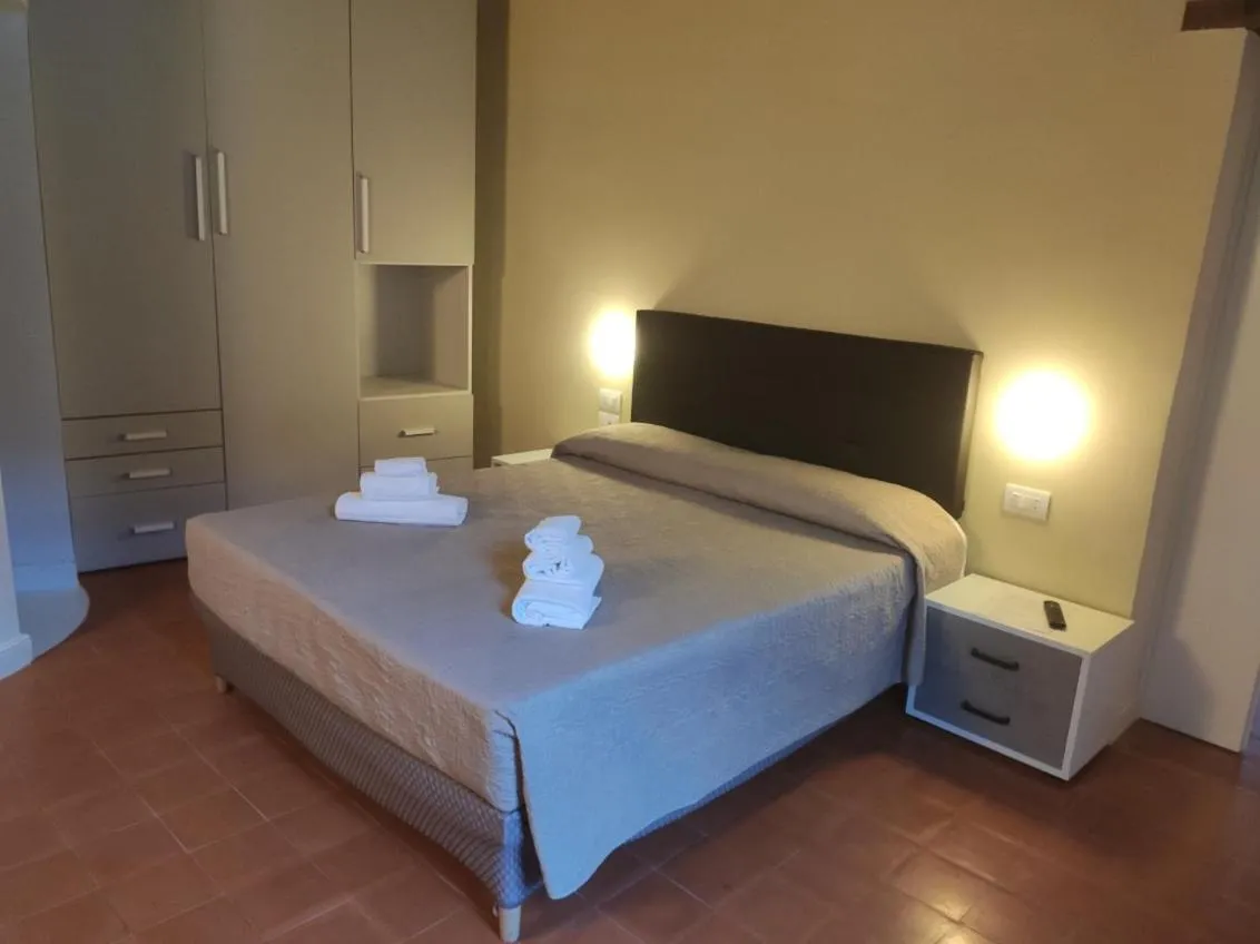 Bedroom, Bed in Celeste Costiera