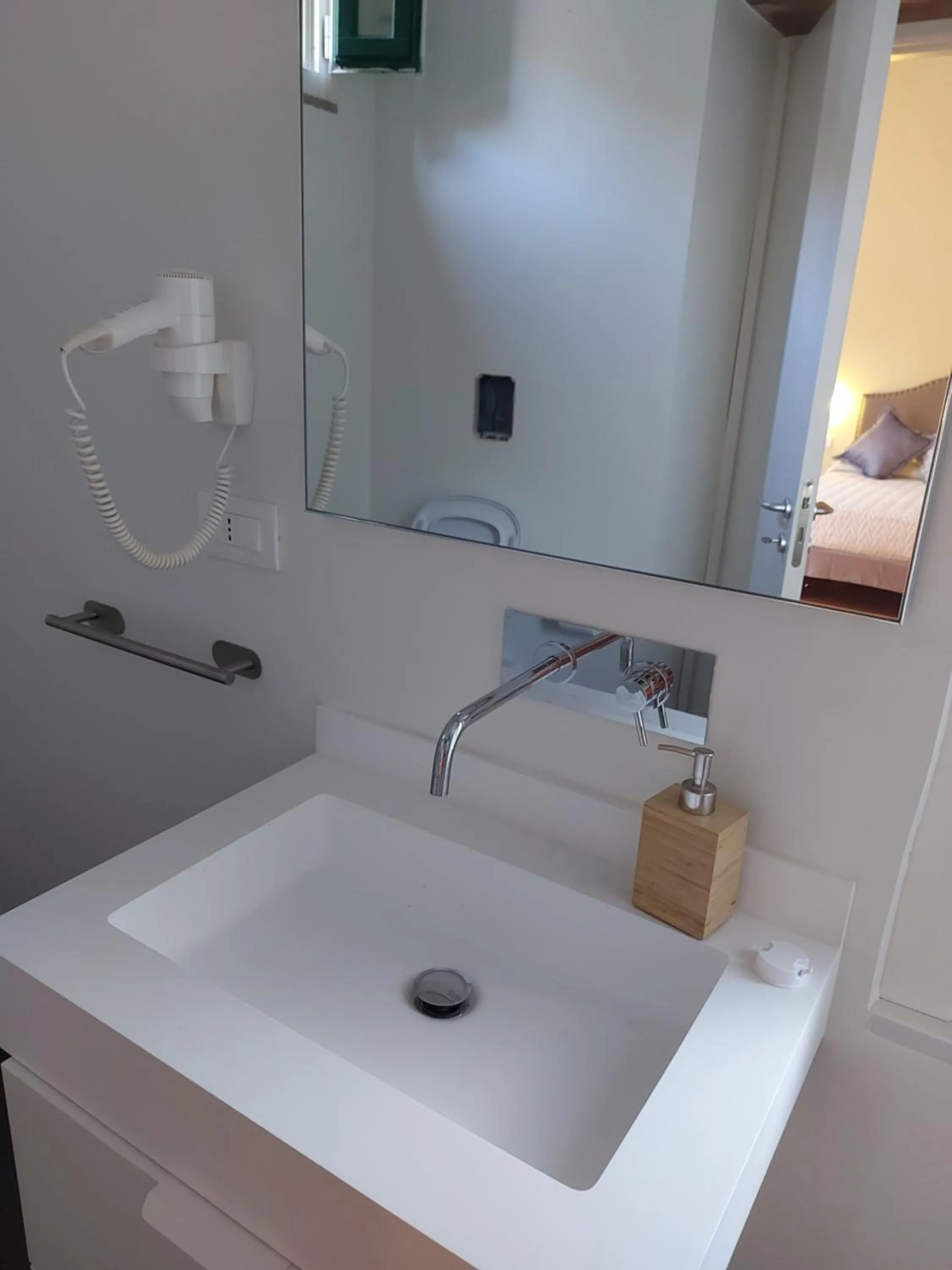 Bathroom in Celeste Costiera