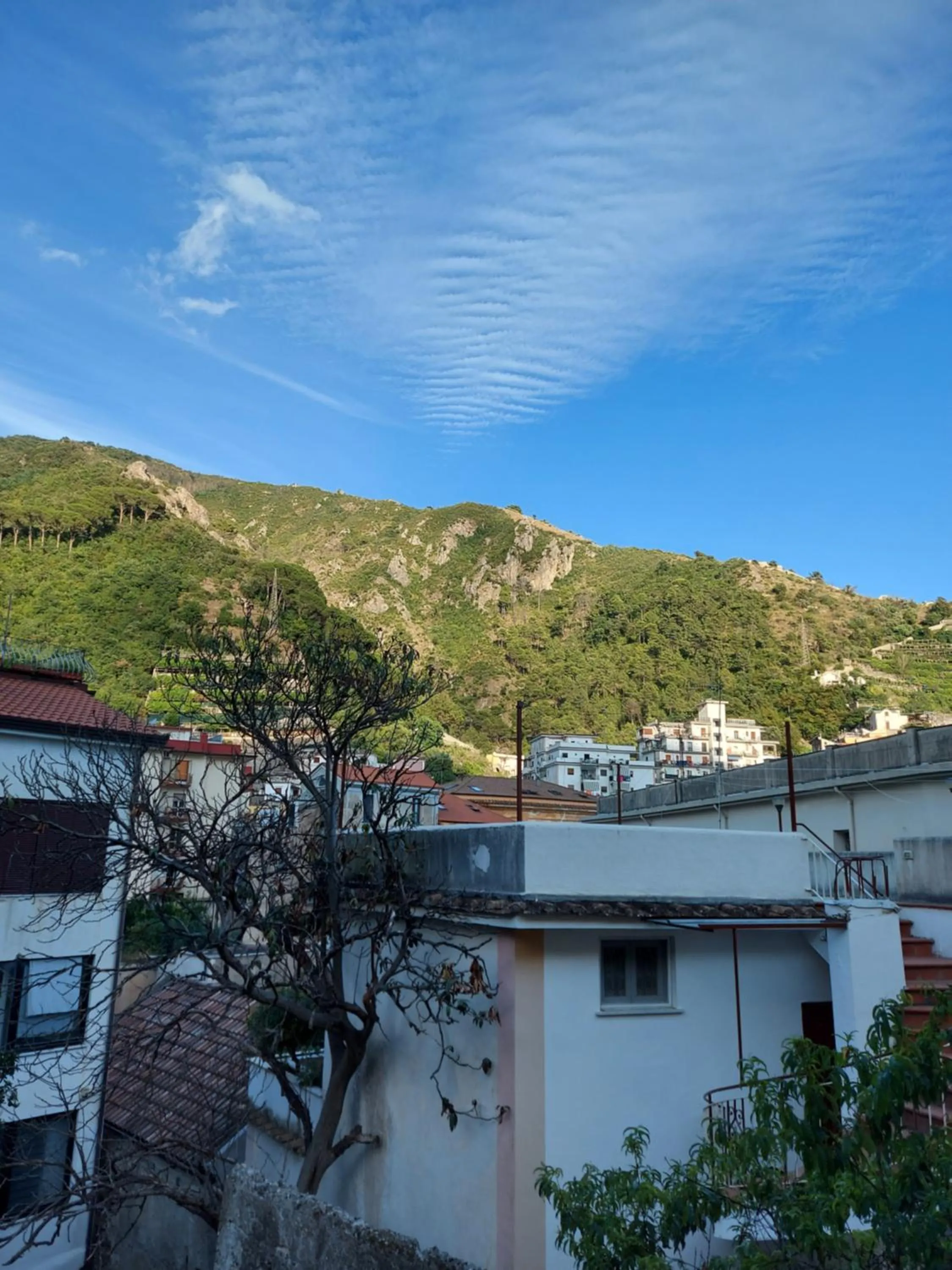 Mountain view in Celeste Costiera