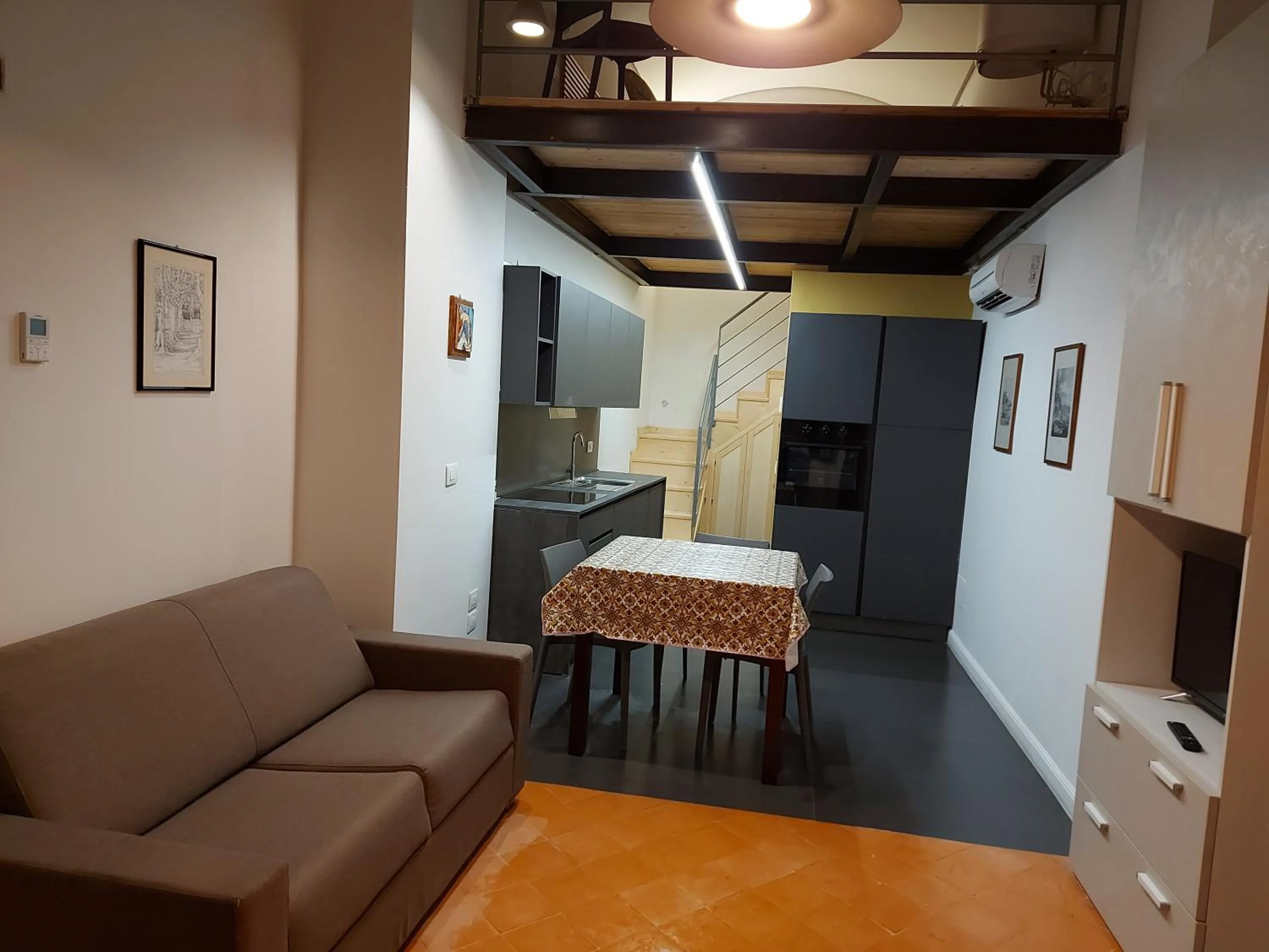 Photo of the whole room in Celeste Costiera