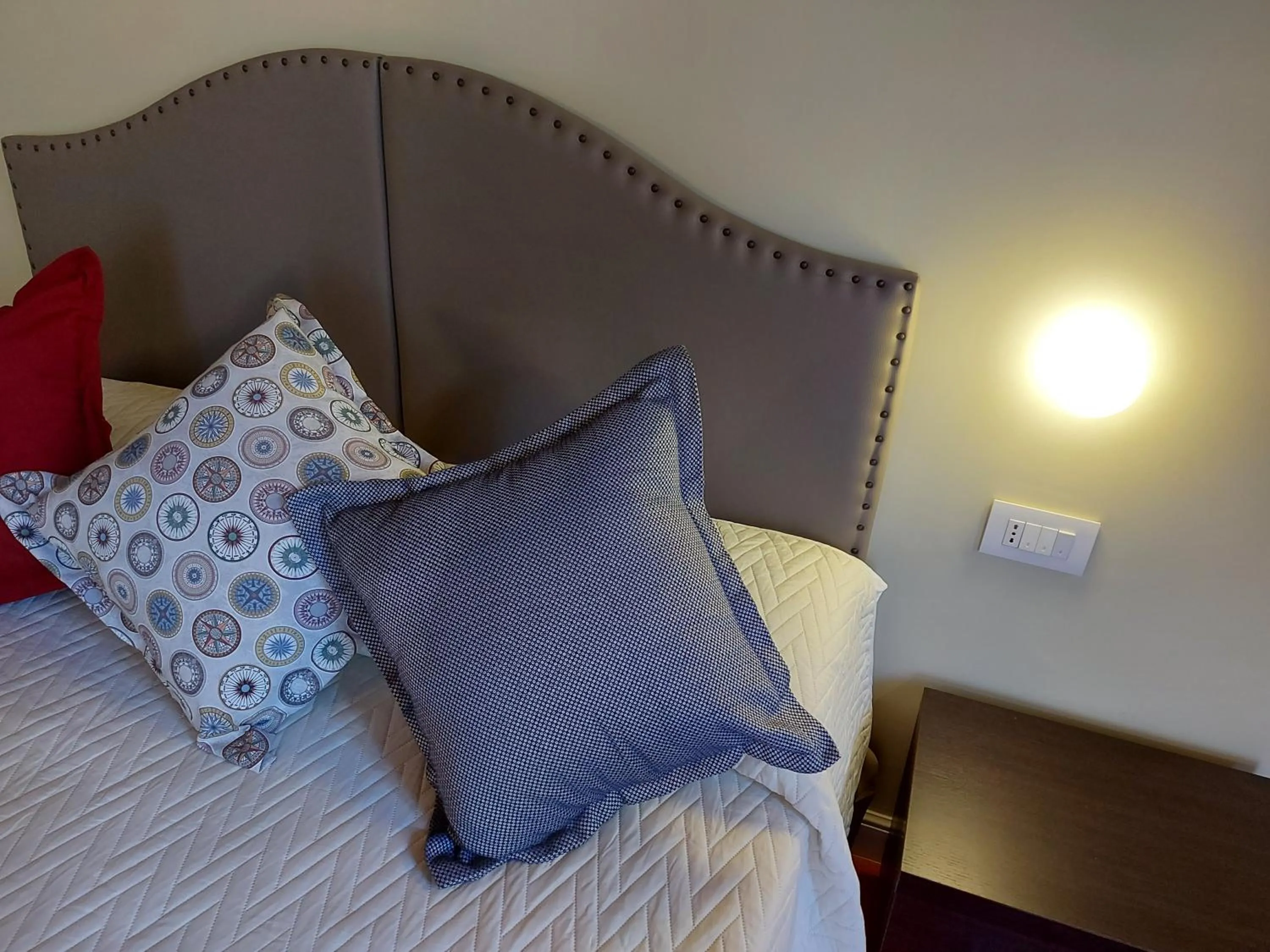 Bed in Celeste Costiera