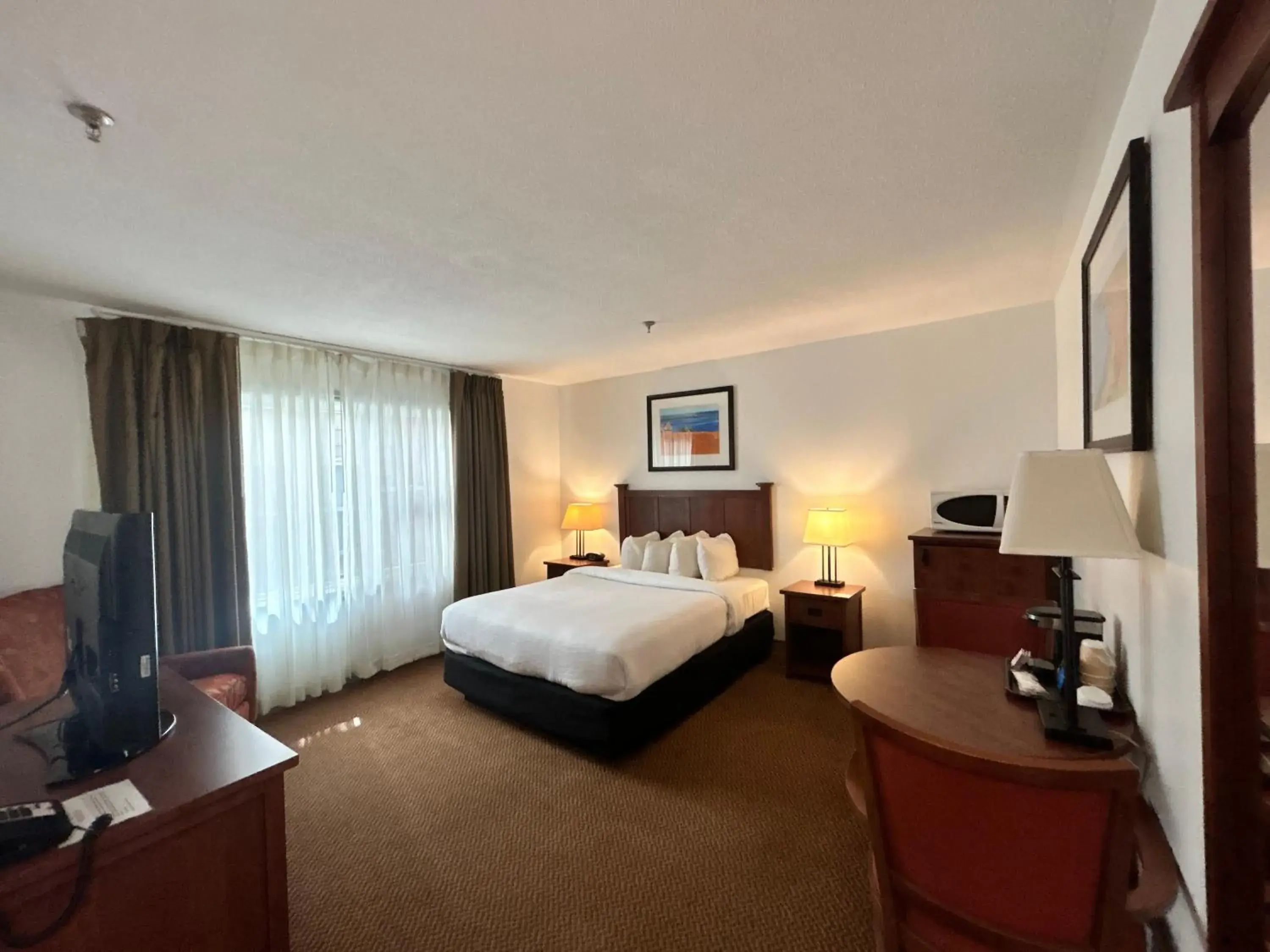 Bed in Charlottetown Inn & Conference Centre Bed in Charlottetown Inn & Conference Centre