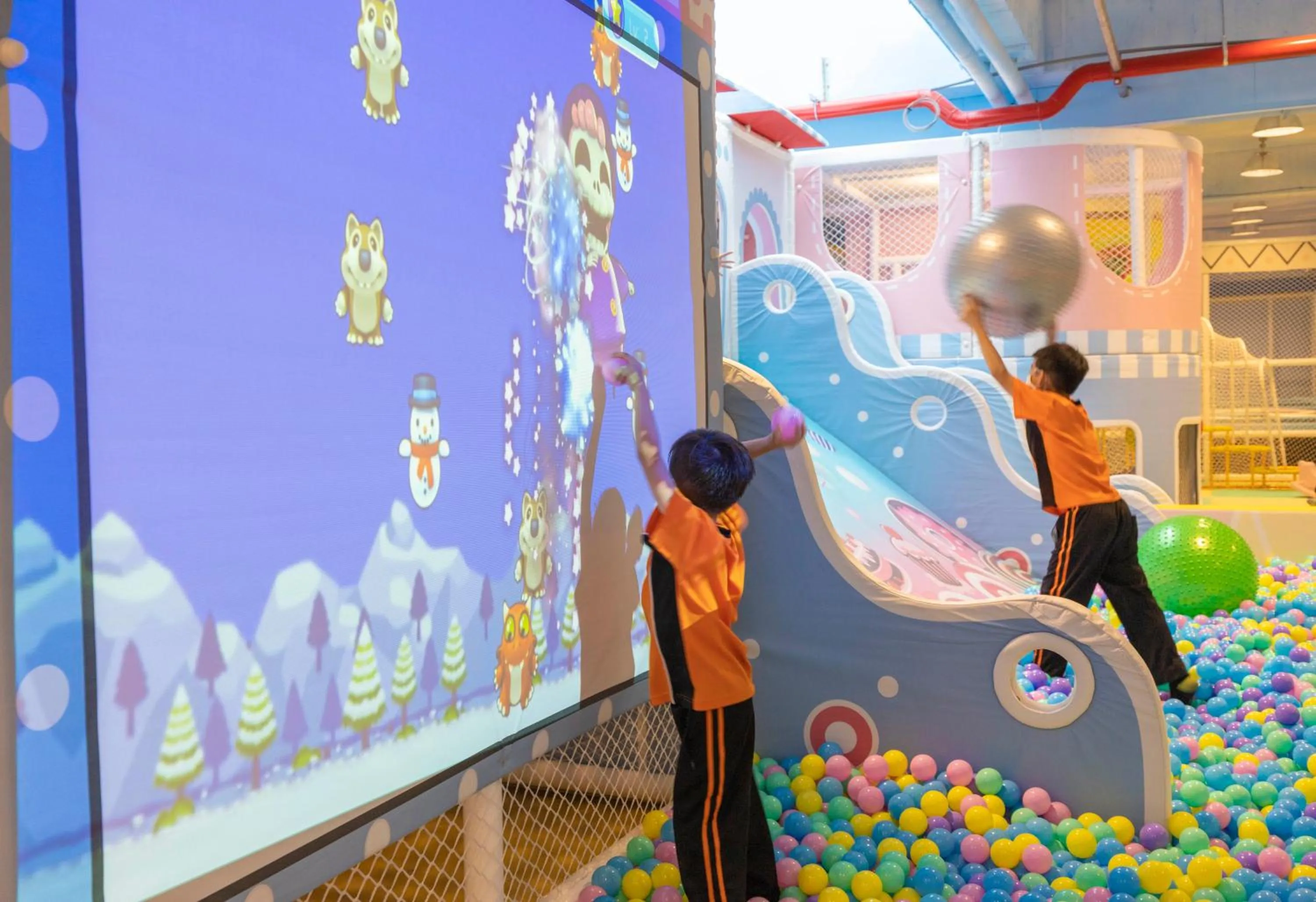 Children play ground in Kenting Long Beach Hotel