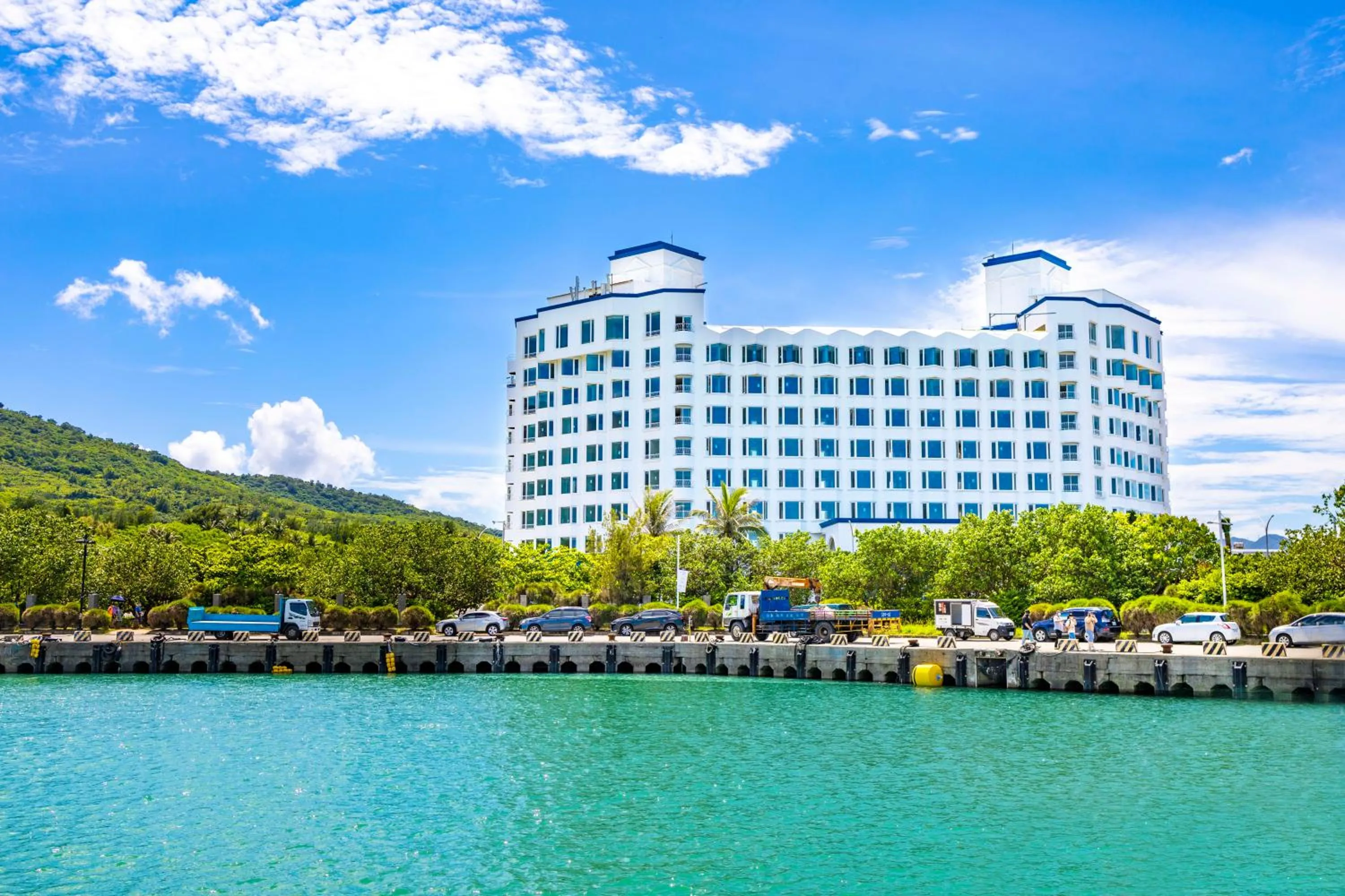 Property building in Kenting Long Beach Hotel