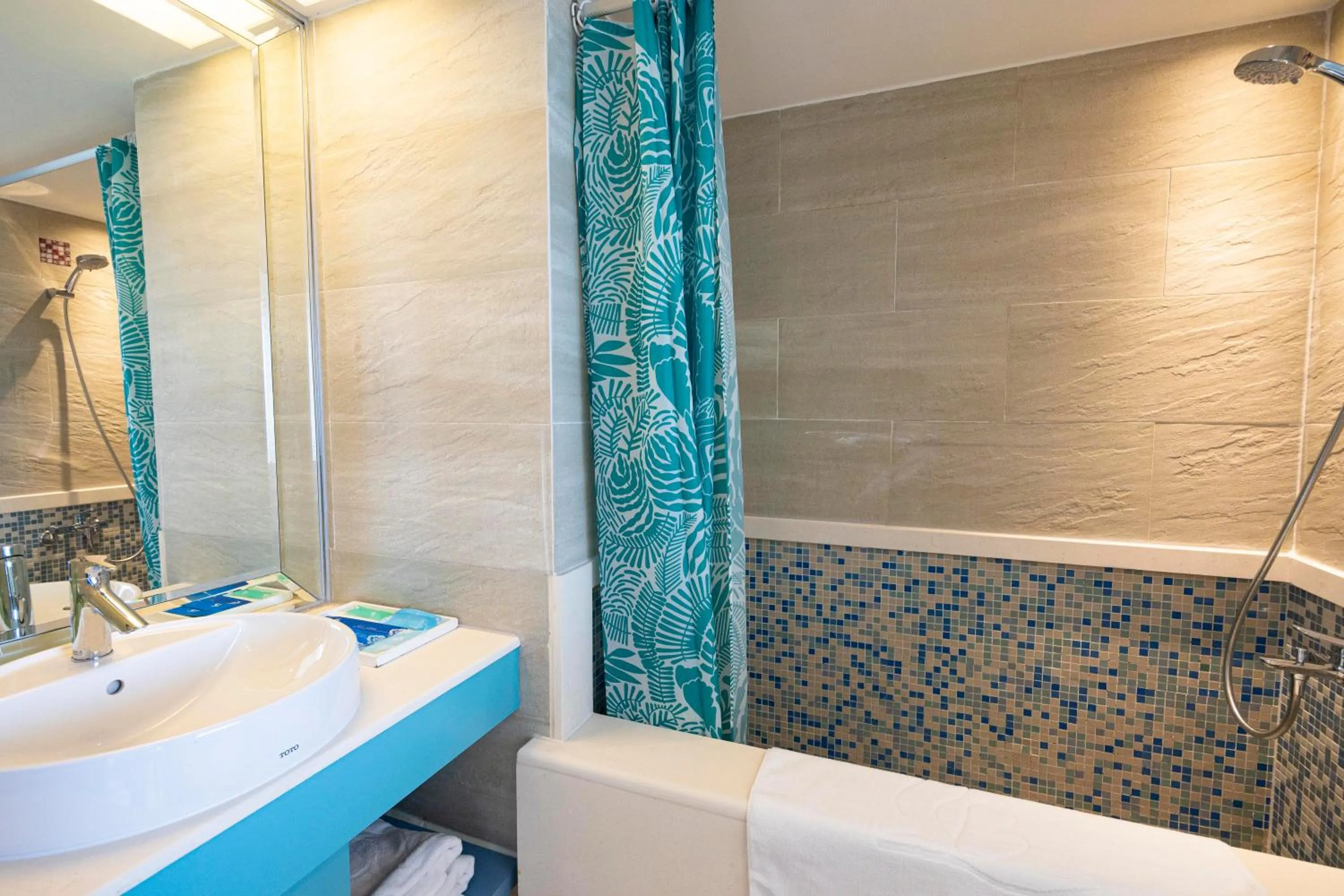 Bathroom in Kenting Long Beach Hotel