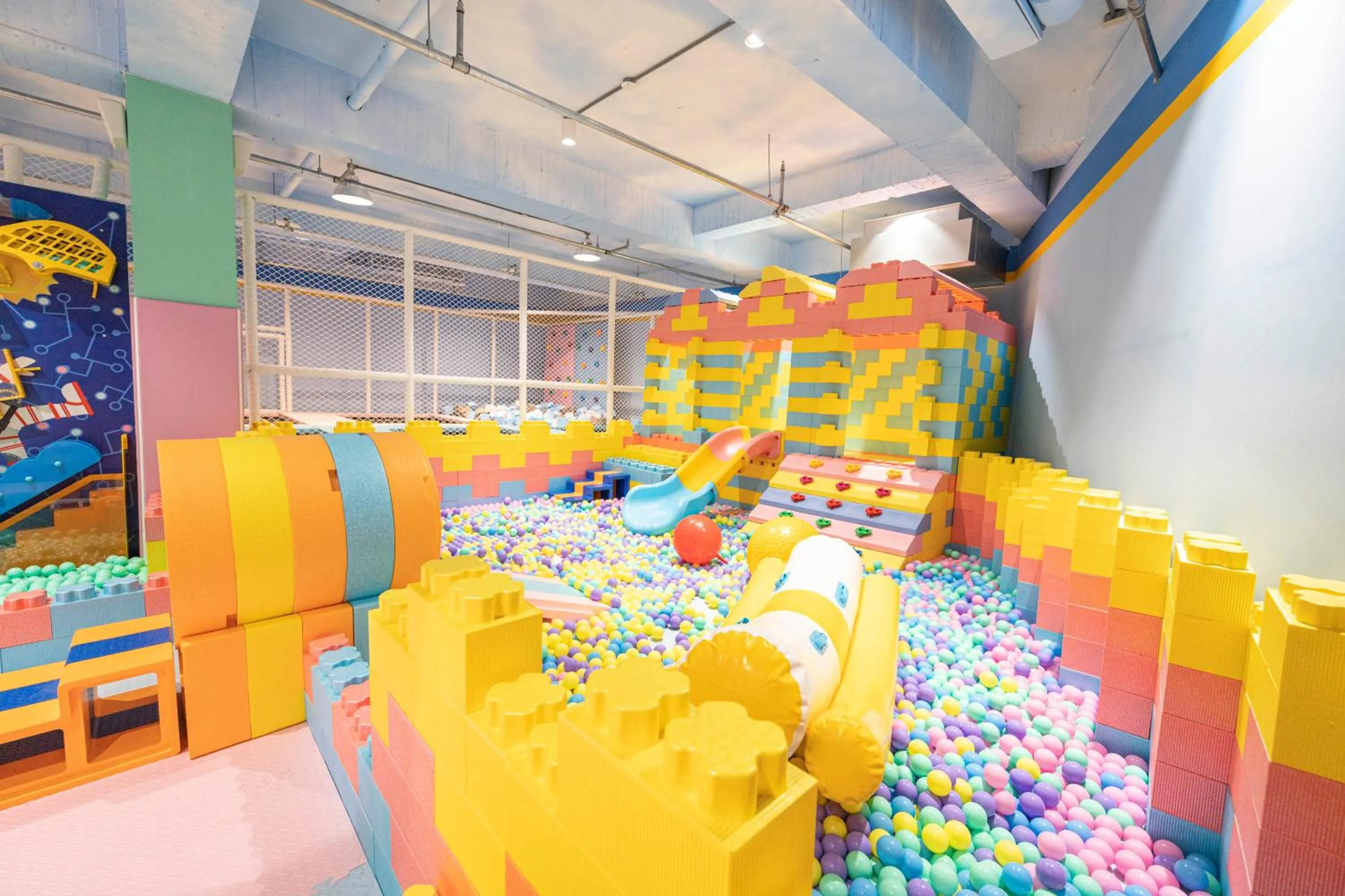 Children play ground in Kenting Long Beach Hotel