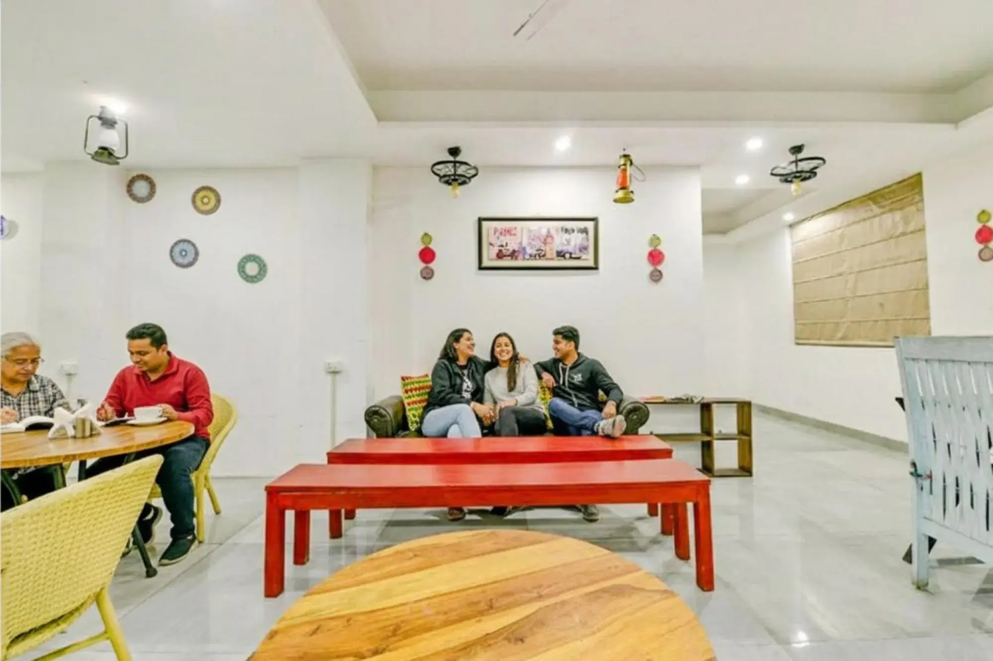 Restaurant/places to eat in FabHotel F9 Sector 19 Restaurant/places to eat in FabHotel F9 Sector 19