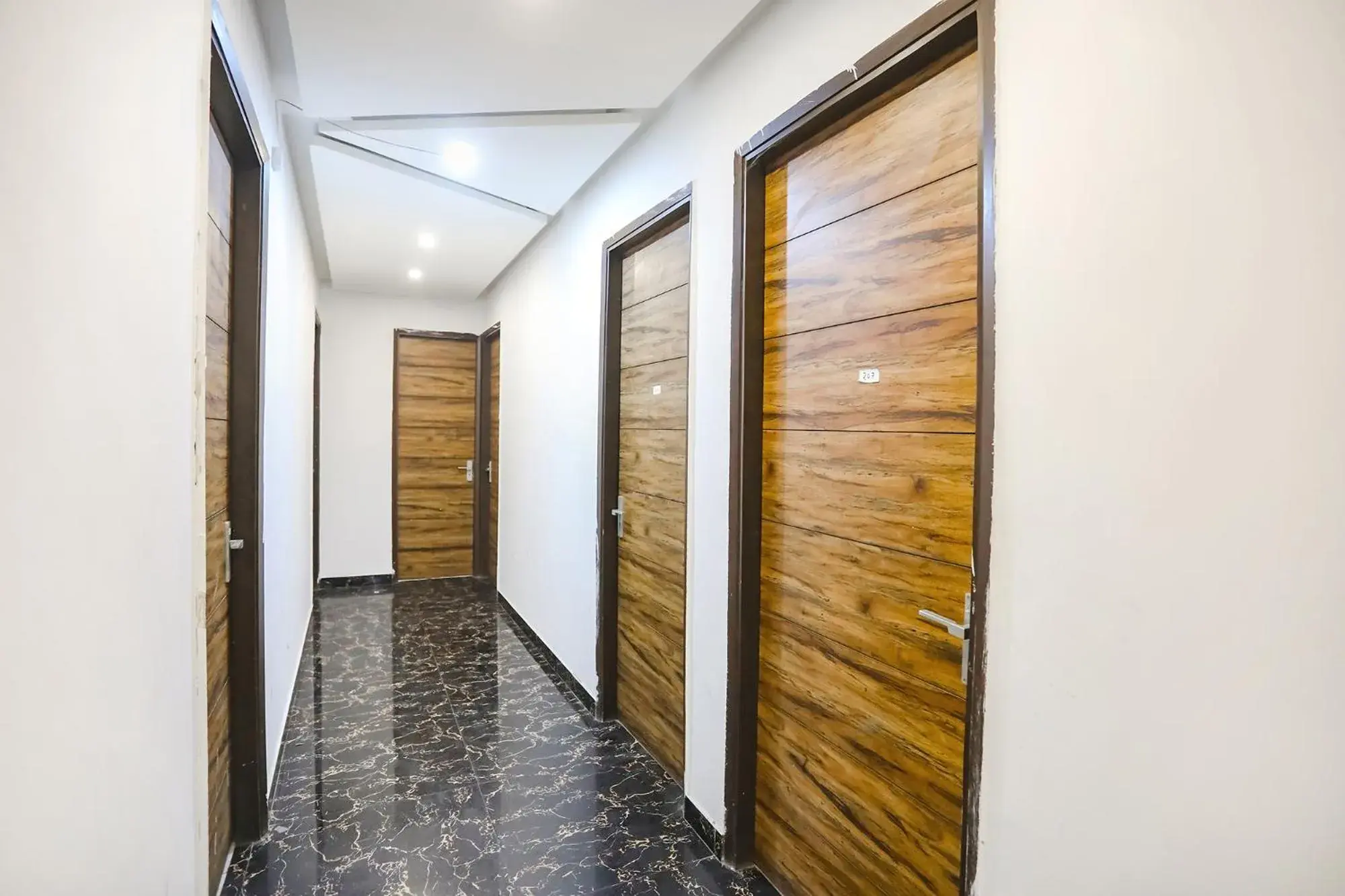 Lobby or reception in FabHotel F9 Sector 19 Lobby or reception in FabHotel F9 Sector 19