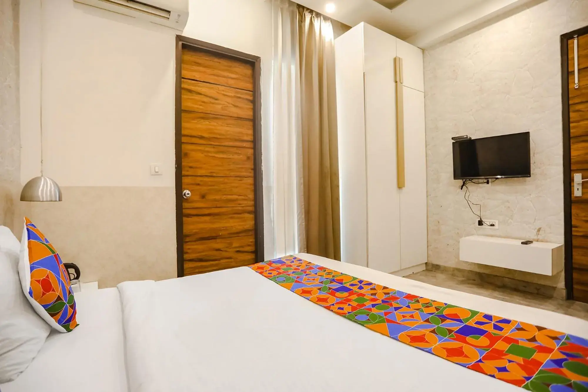 Bed in FabHotel F9 Sector 19 Bed in FabHotel F9 Sector 19