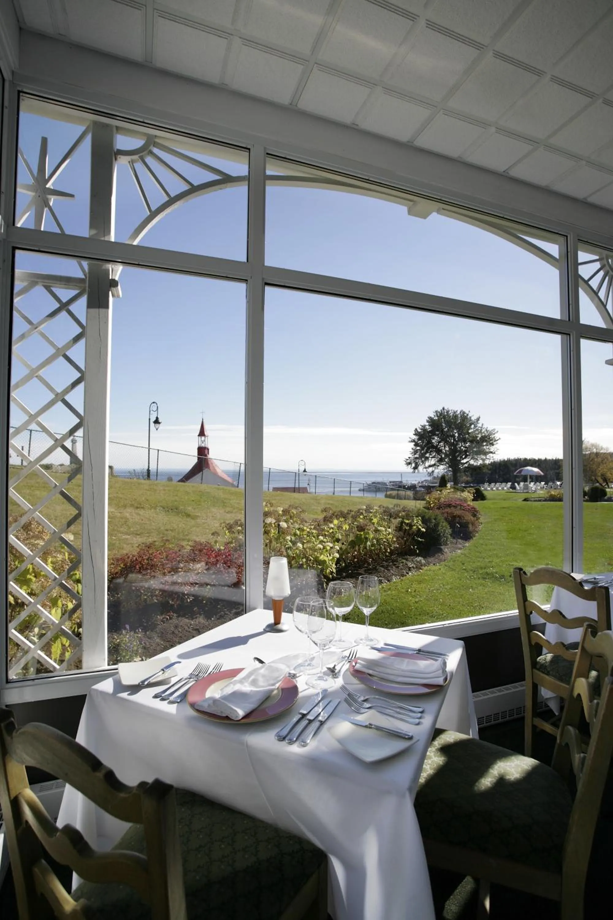 Restaurant/places to eat in Hotel Tadoussac