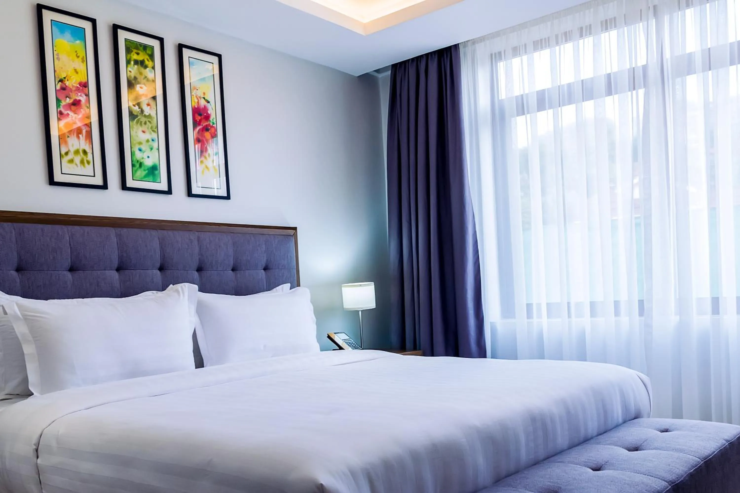 Bedroom, Bed in Canary Hotel Kampala