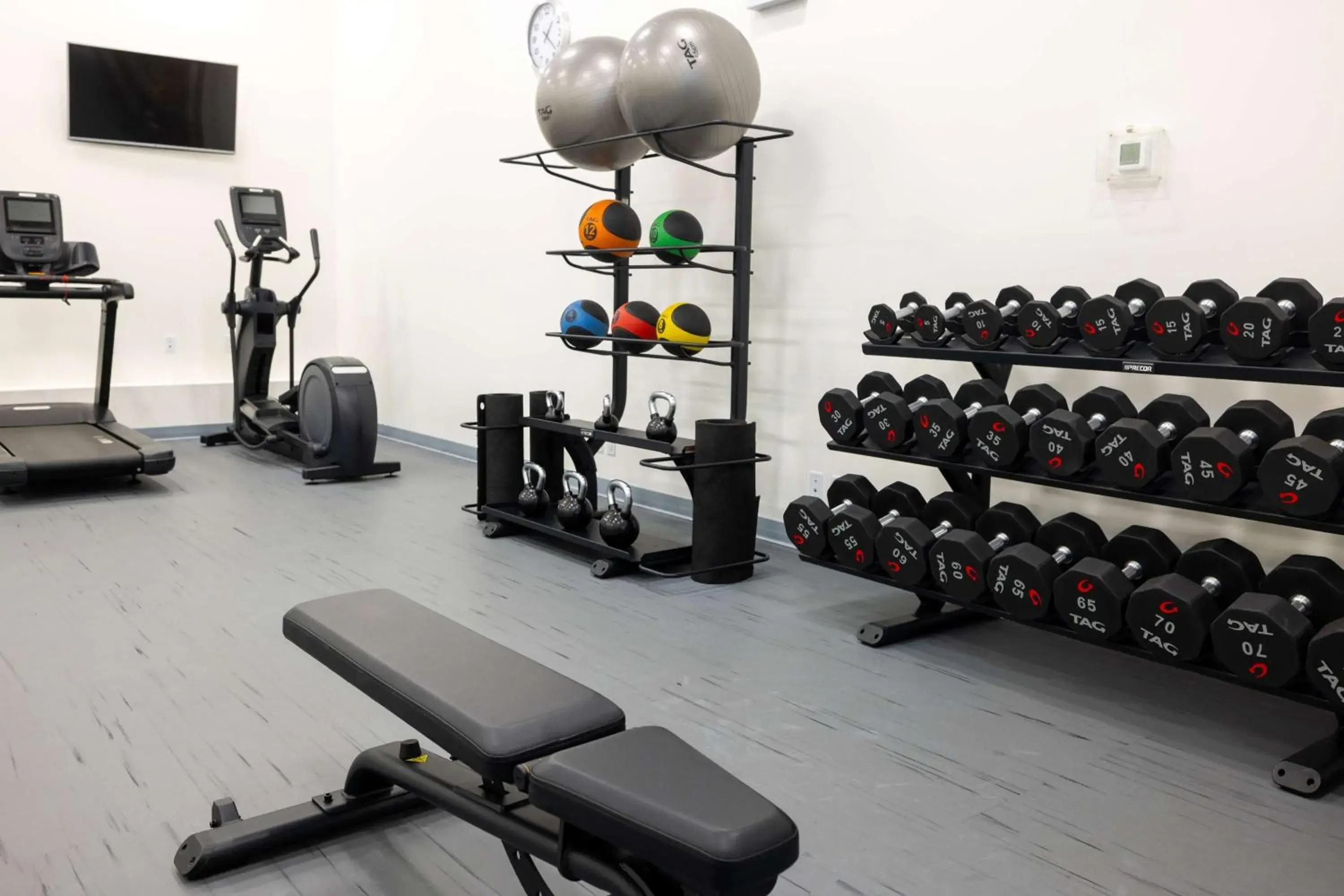 Fitness centre/facilities in DoubleTree by Hilton Calgary North Fitness centre/facilities in DoubleTree by Hilton Calgary North