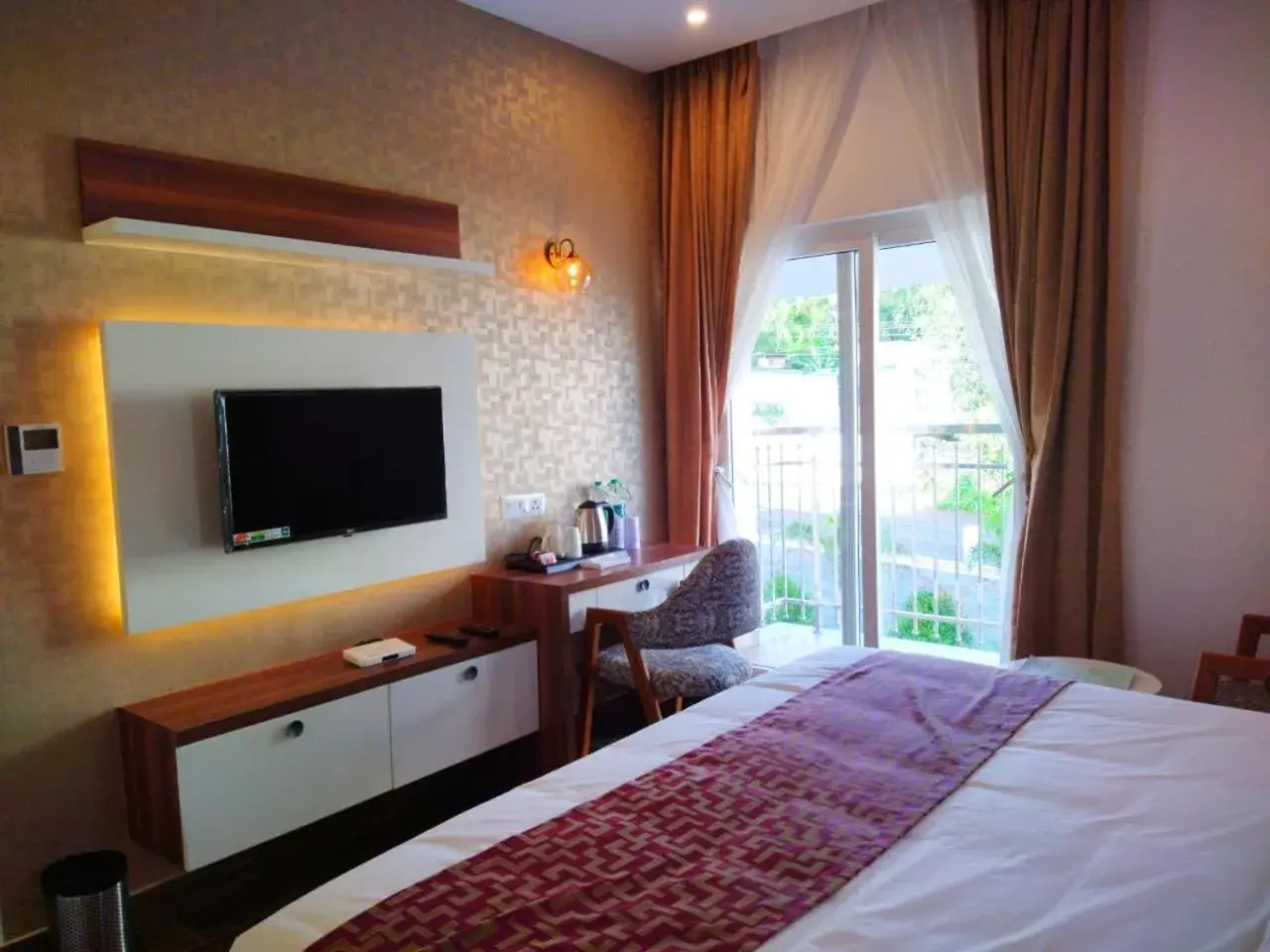 Bed in Ramee Wolkenburg Resort & Spa, Munnar Bed in Ramee Wolkenburg Resort & Spa, Munnar