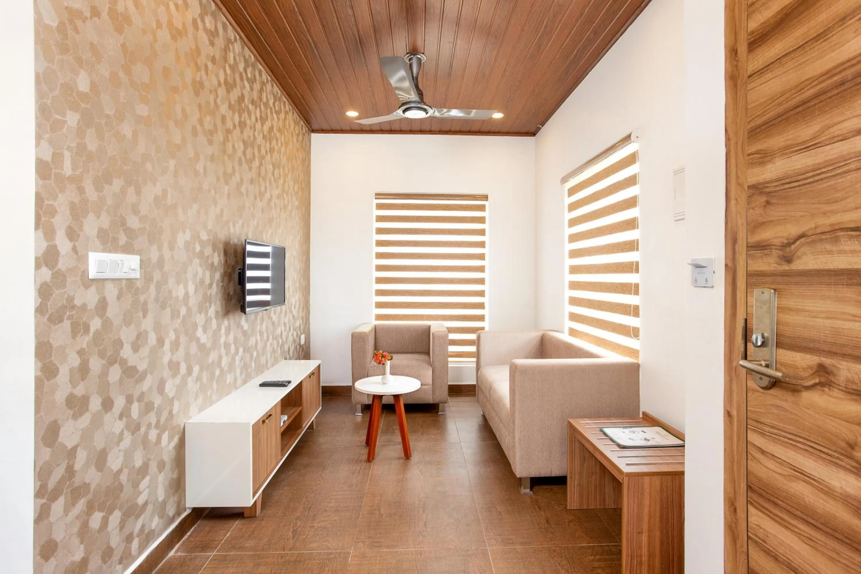 TV and multimedia in Ramee Wolkenburg Resort & Spa, Munnar