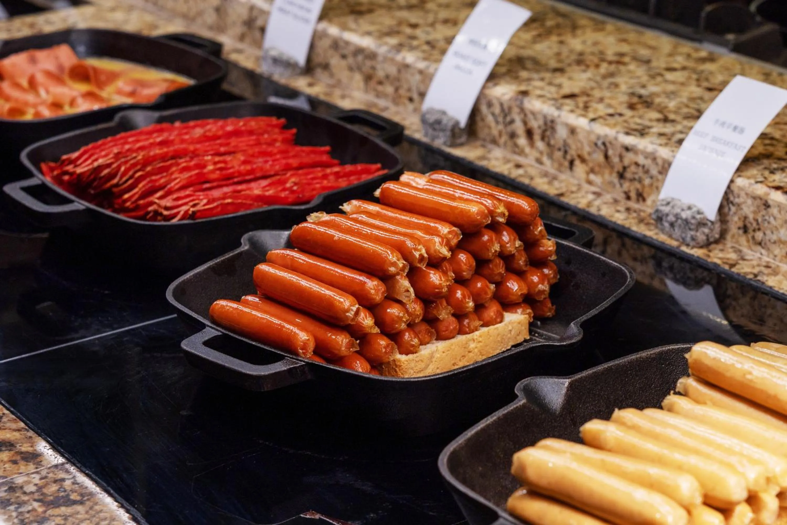 Breakfast in Hilton Shigatse