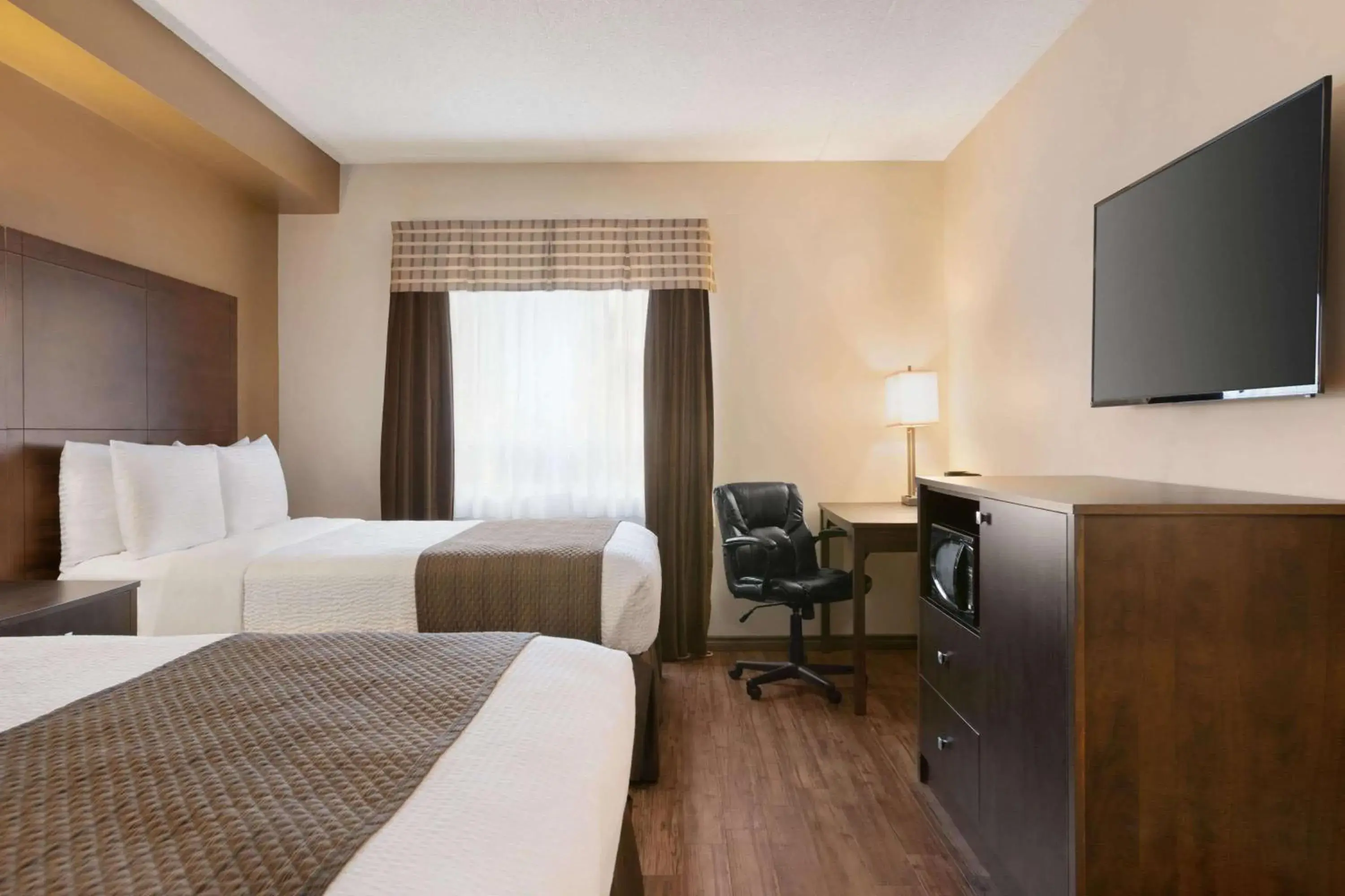 Photo of the whole room, Bed in Days Inn by Wyndham Leamington Photo of the whole room, Bed in Days Inn by Wyndham Leamington