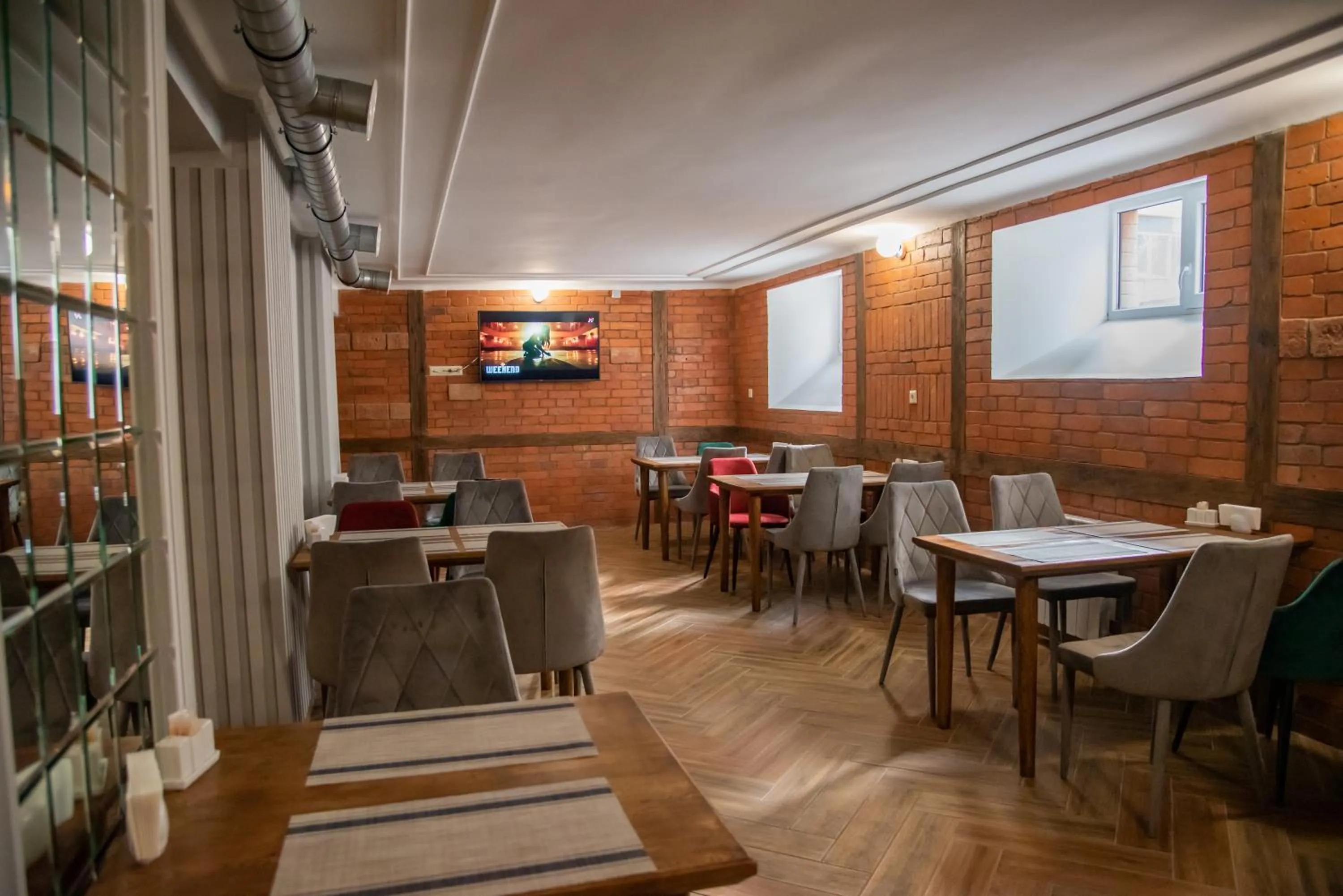 Restaurant/places to eat in T&S Apart-Hotel