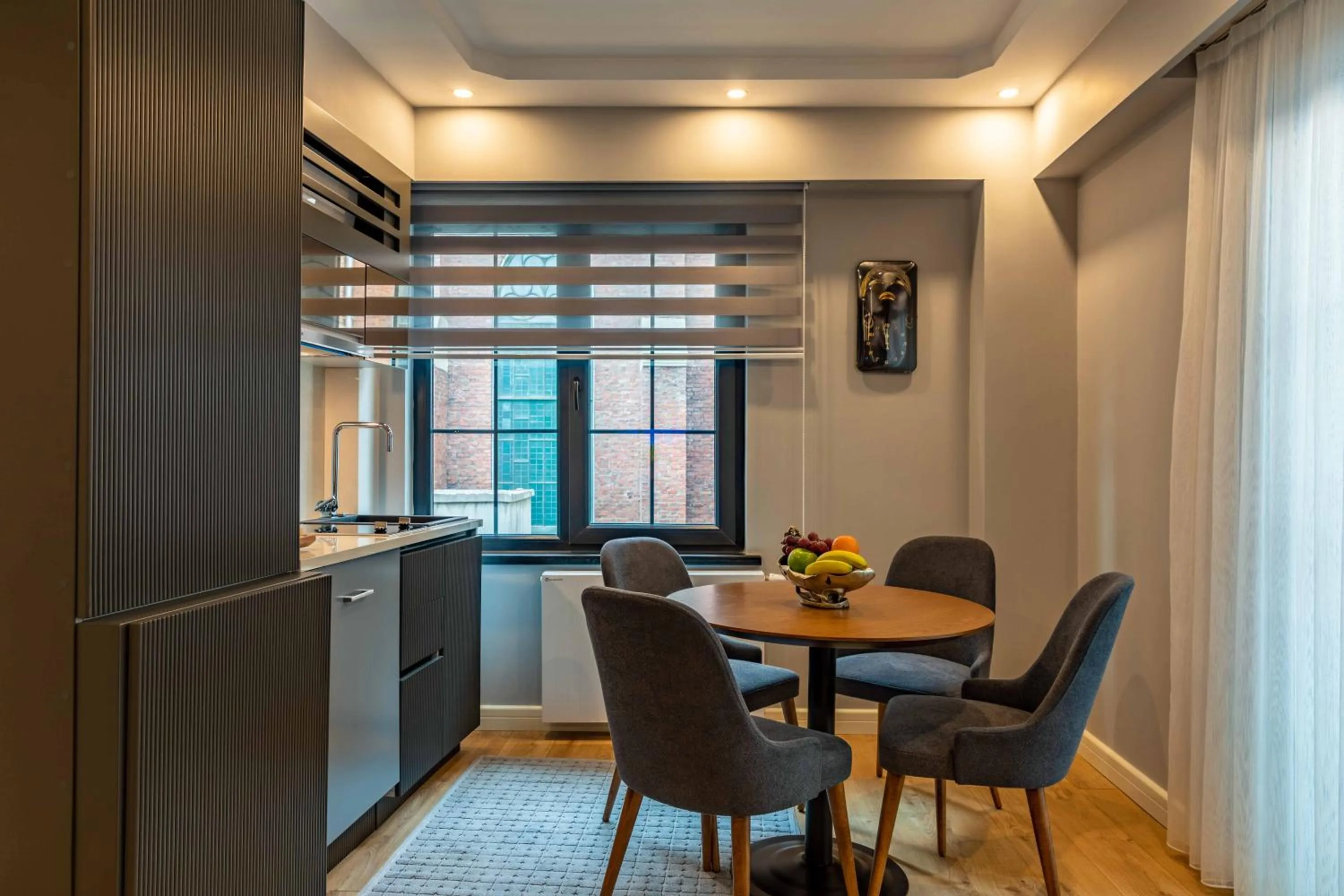 Dining area in SALA SUITES